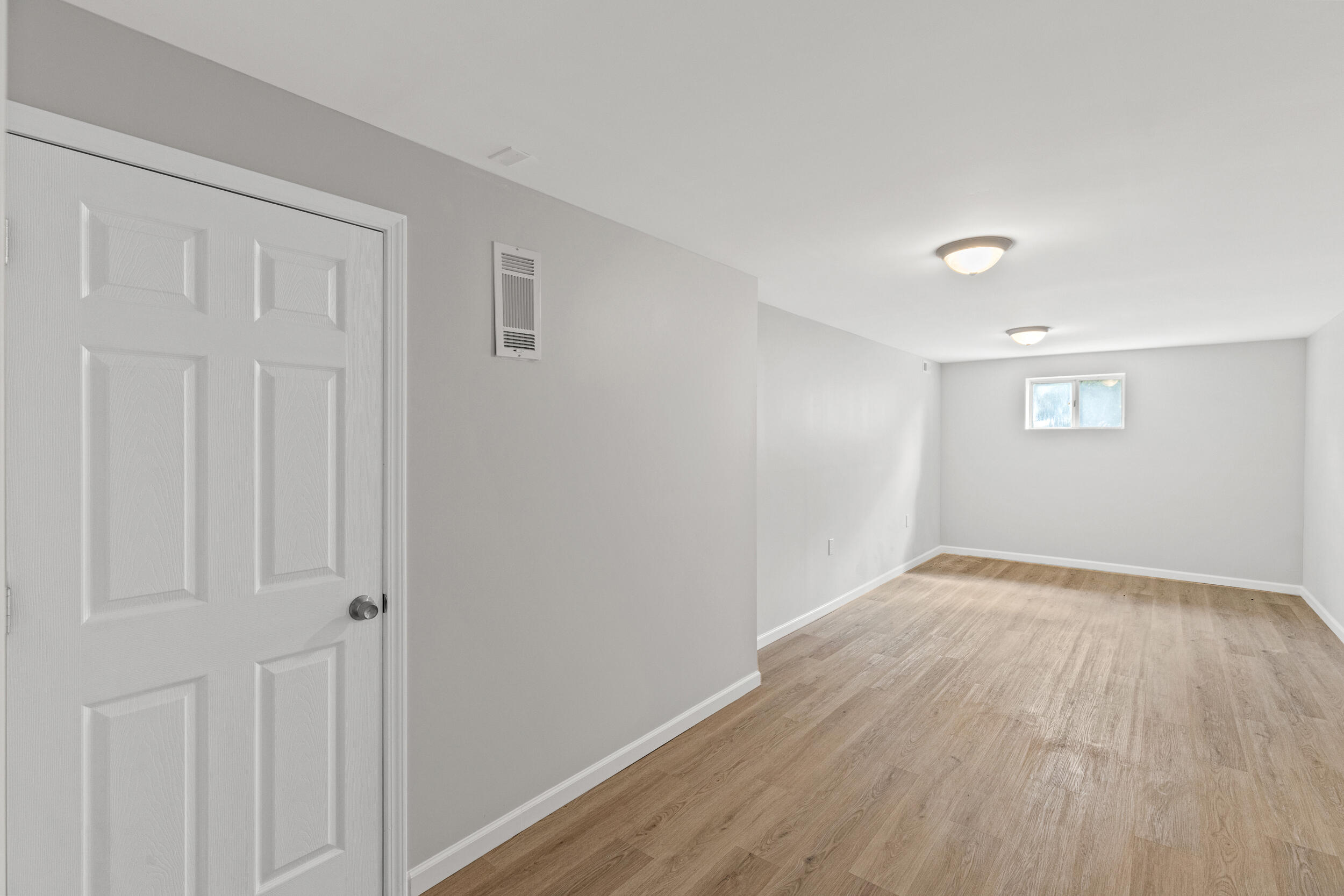 3412 Simcoe Court Property Photo 25