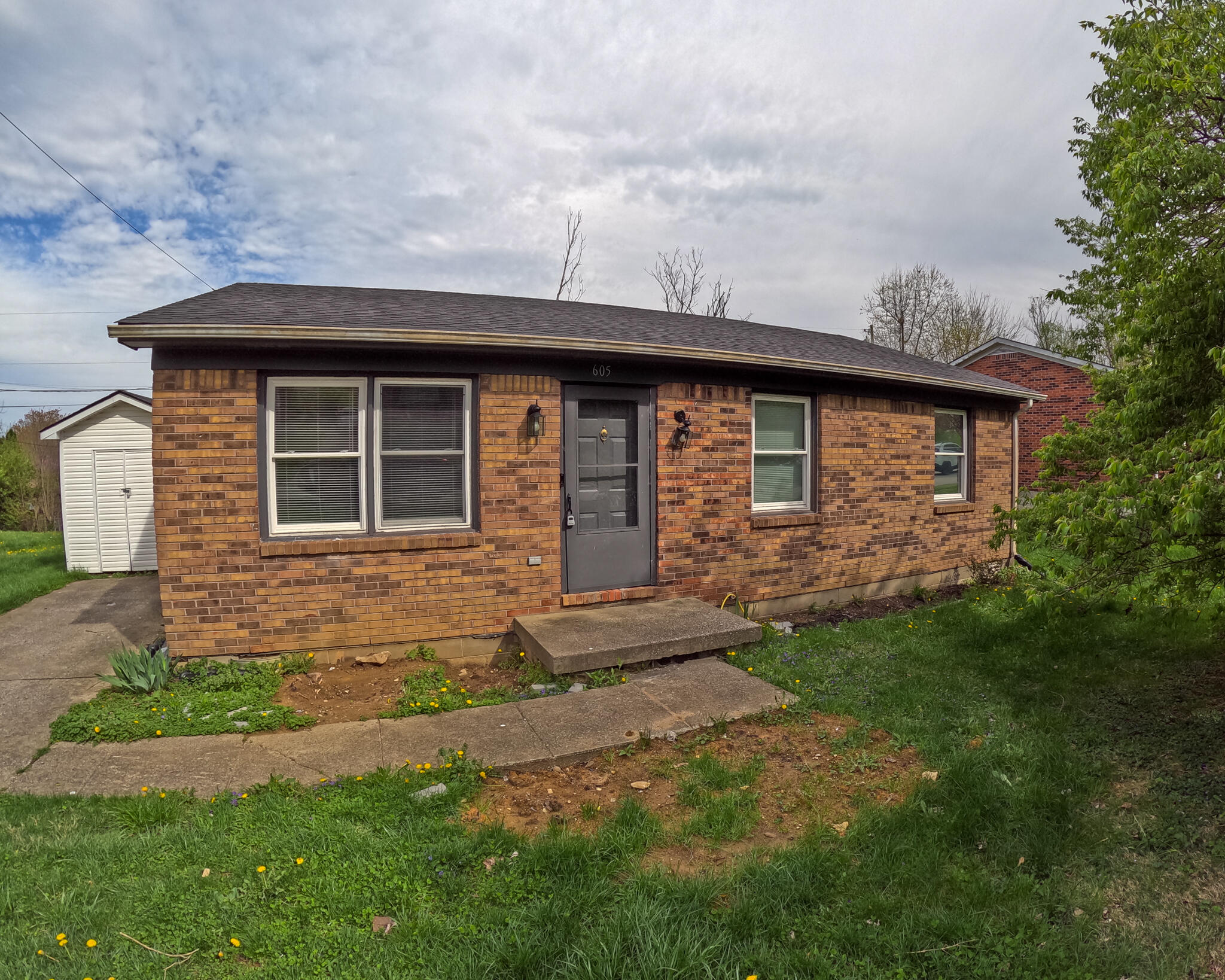 605 Dixiana Drive Property Photo 1