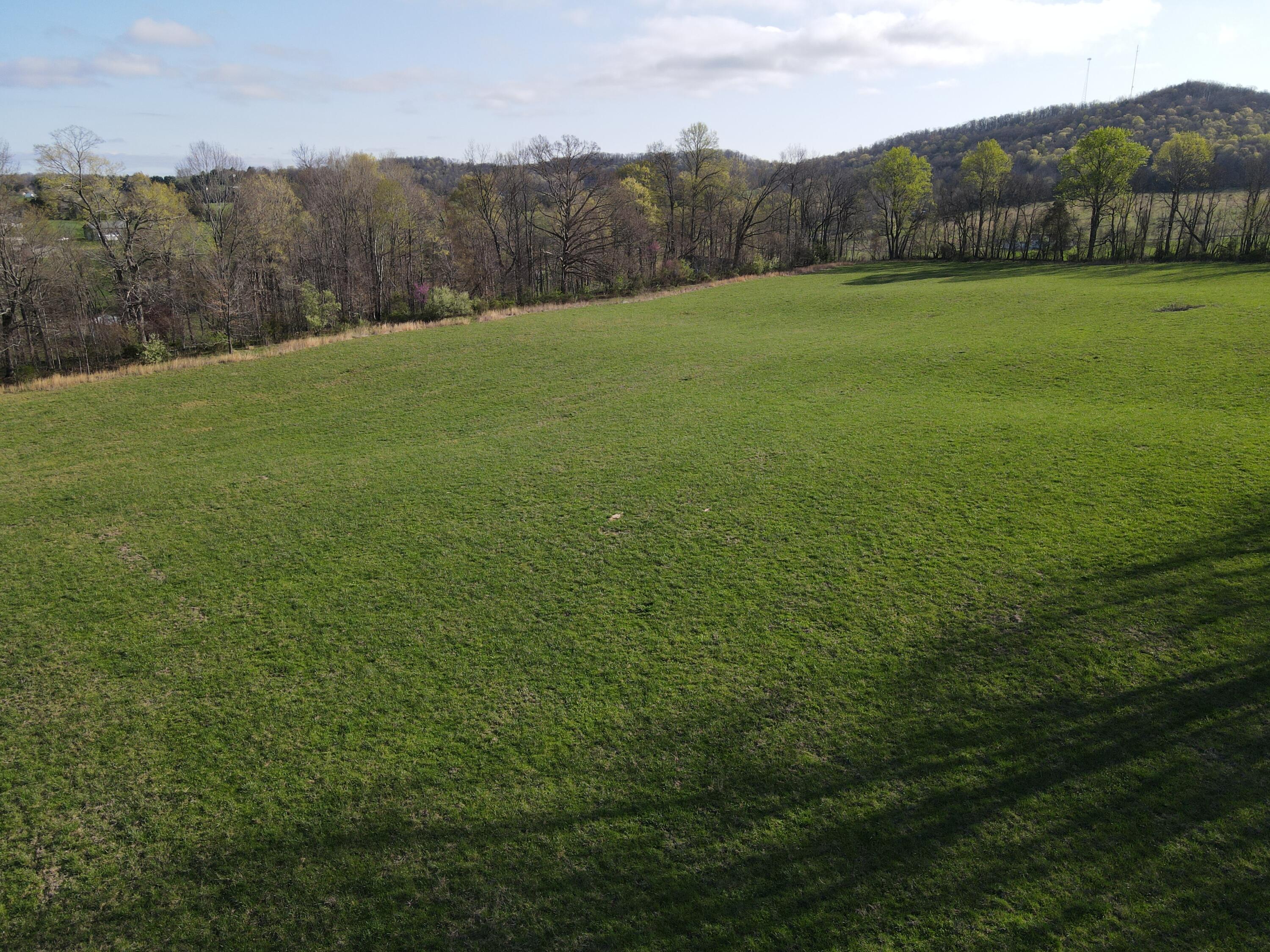 999 Spiro Road Property Photo 12