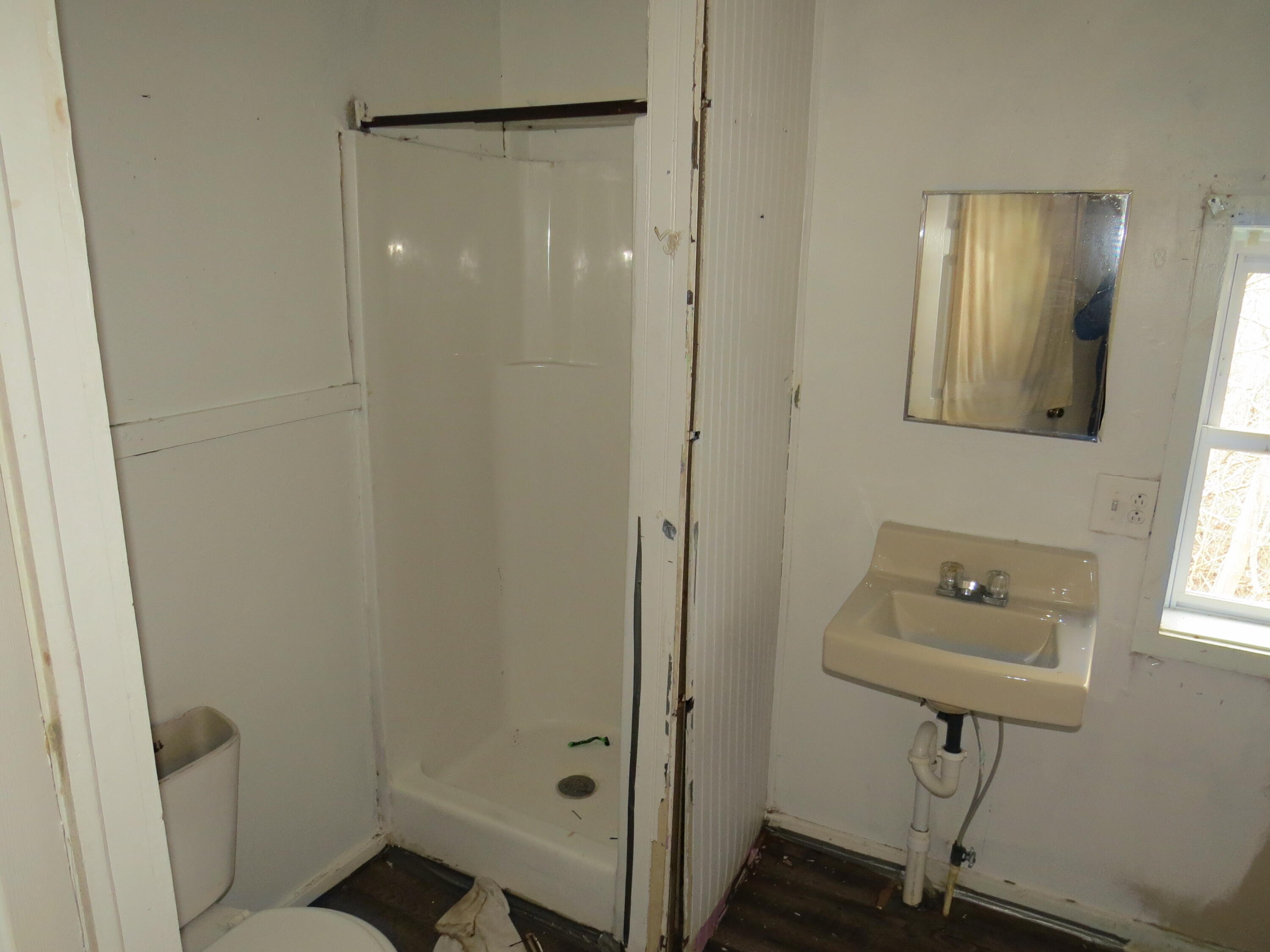 627 Pitzer Street Property Photo 14