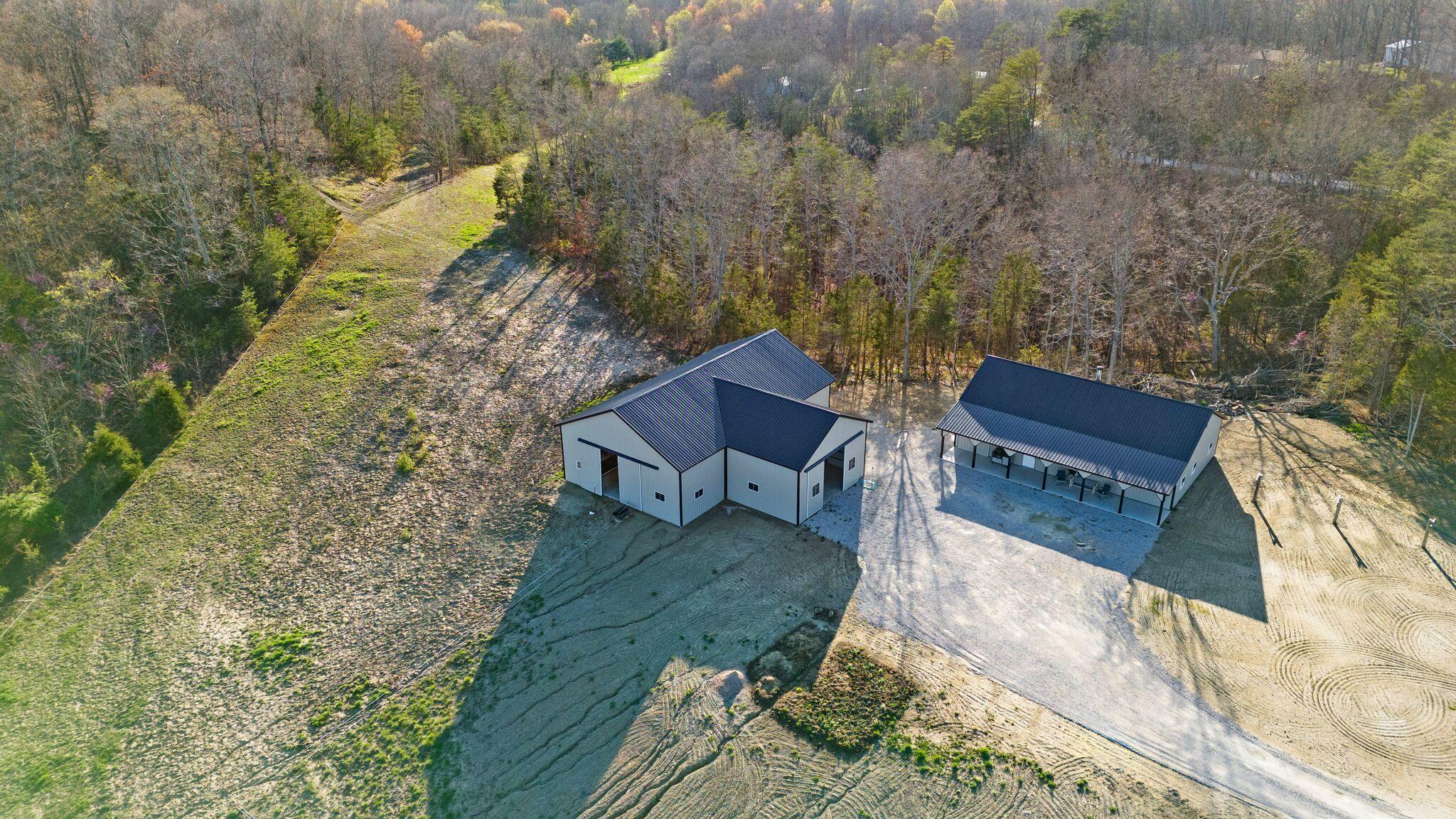 251 Pond Circle Circle Property Photo 3