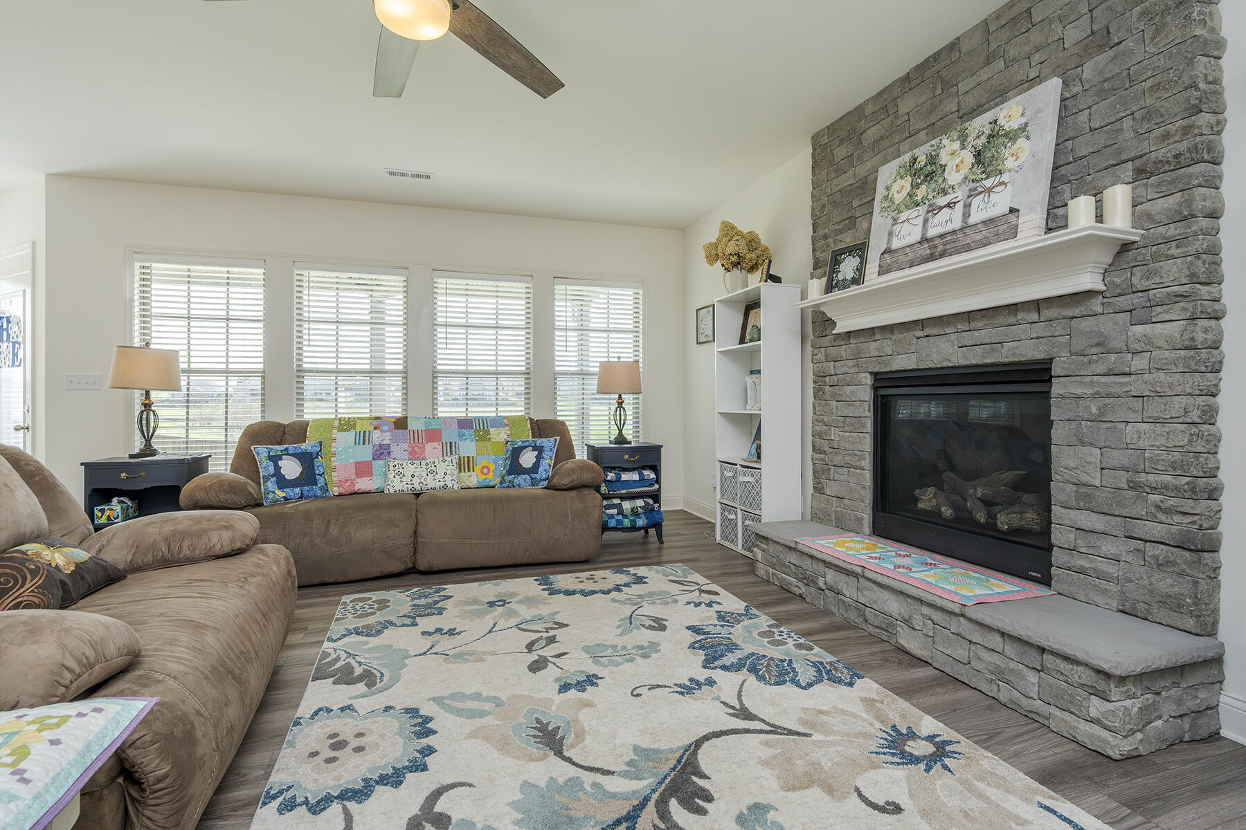 136 Castle Acre Way Property Photo 12
