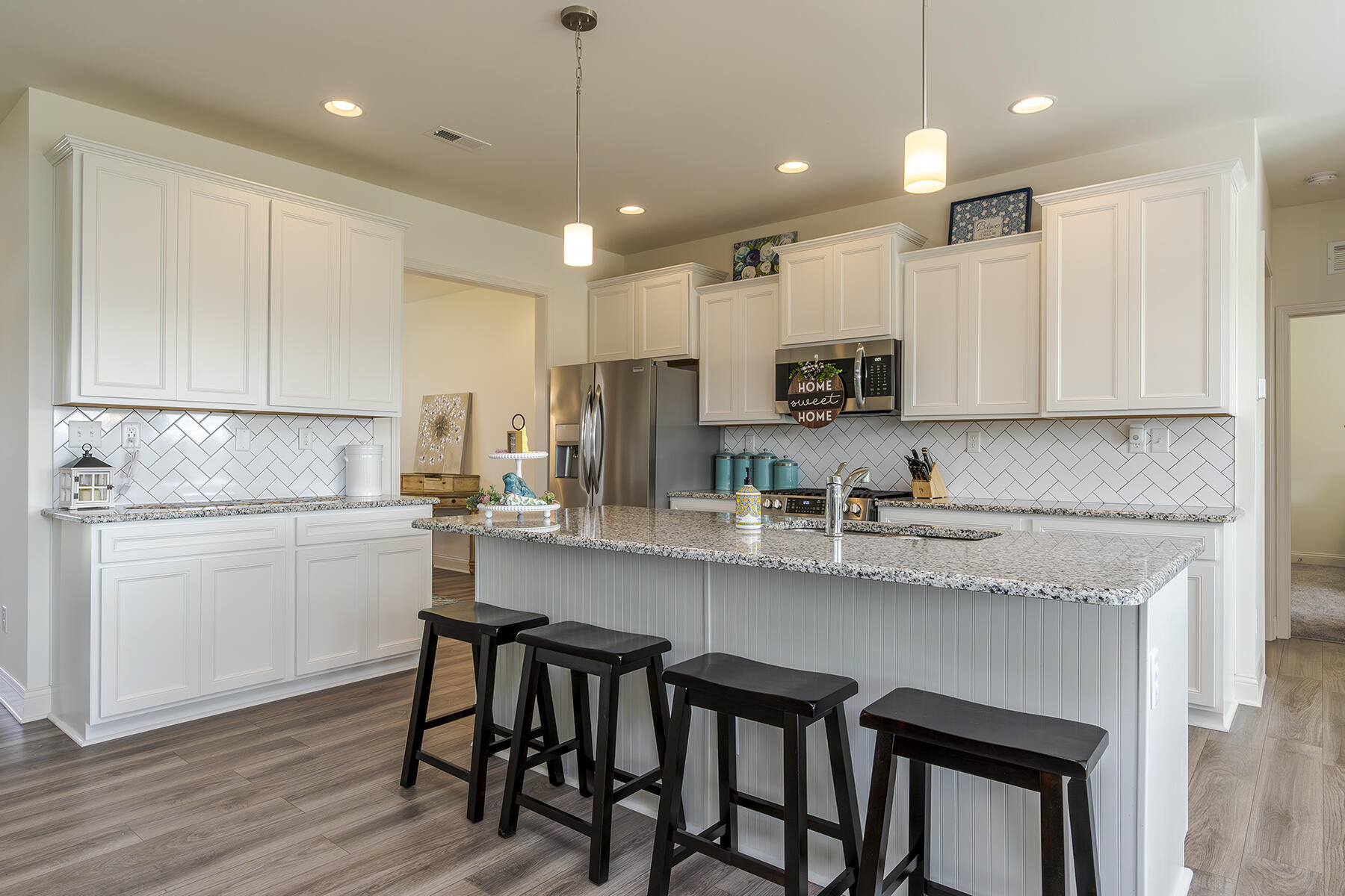 136 Castle Acre Way Property Photo 15