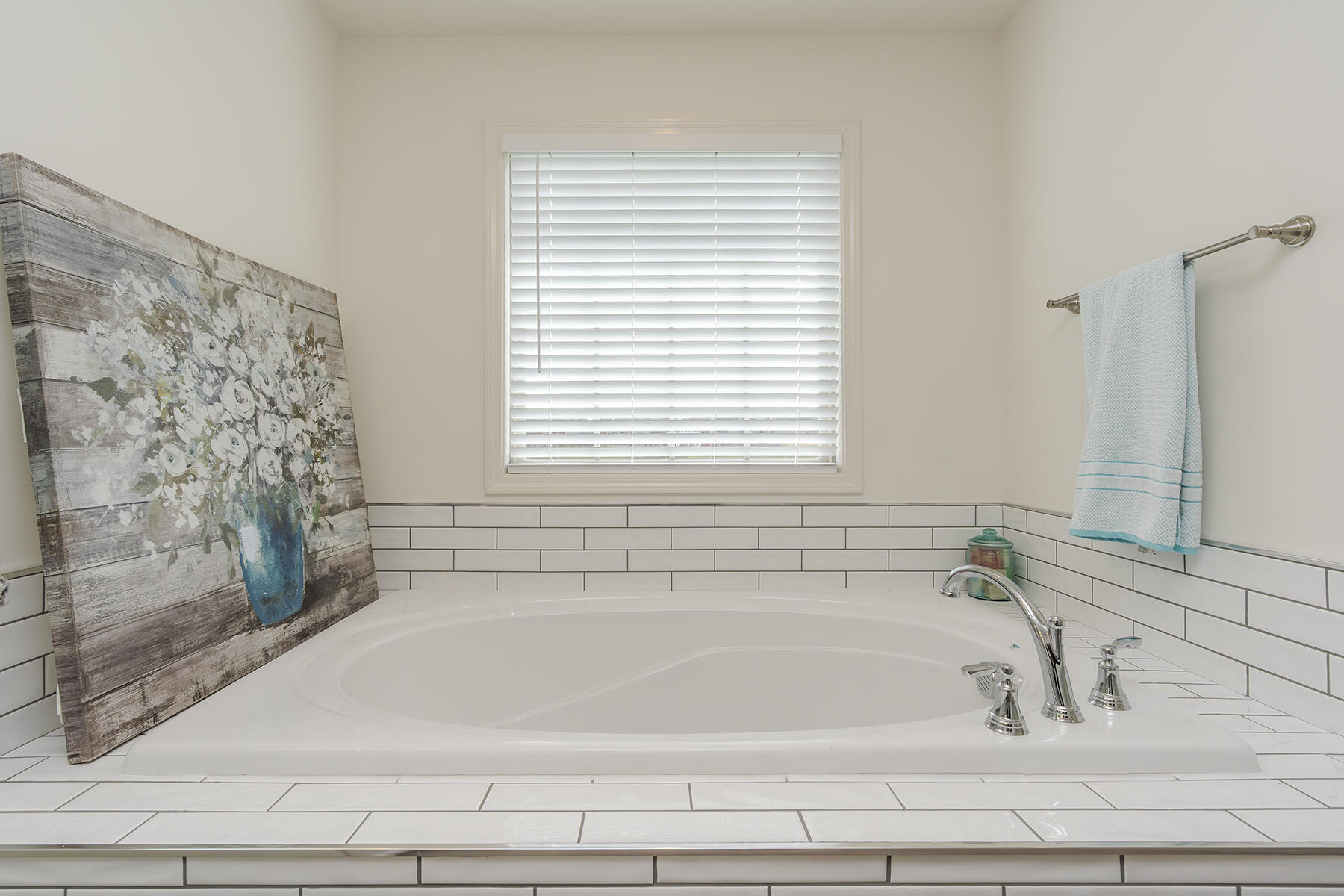 136 Castle Acre Way Property Photo 35