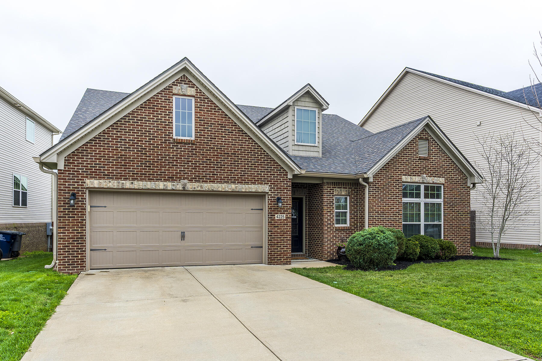 4225 Starrush Place Property Photo 2