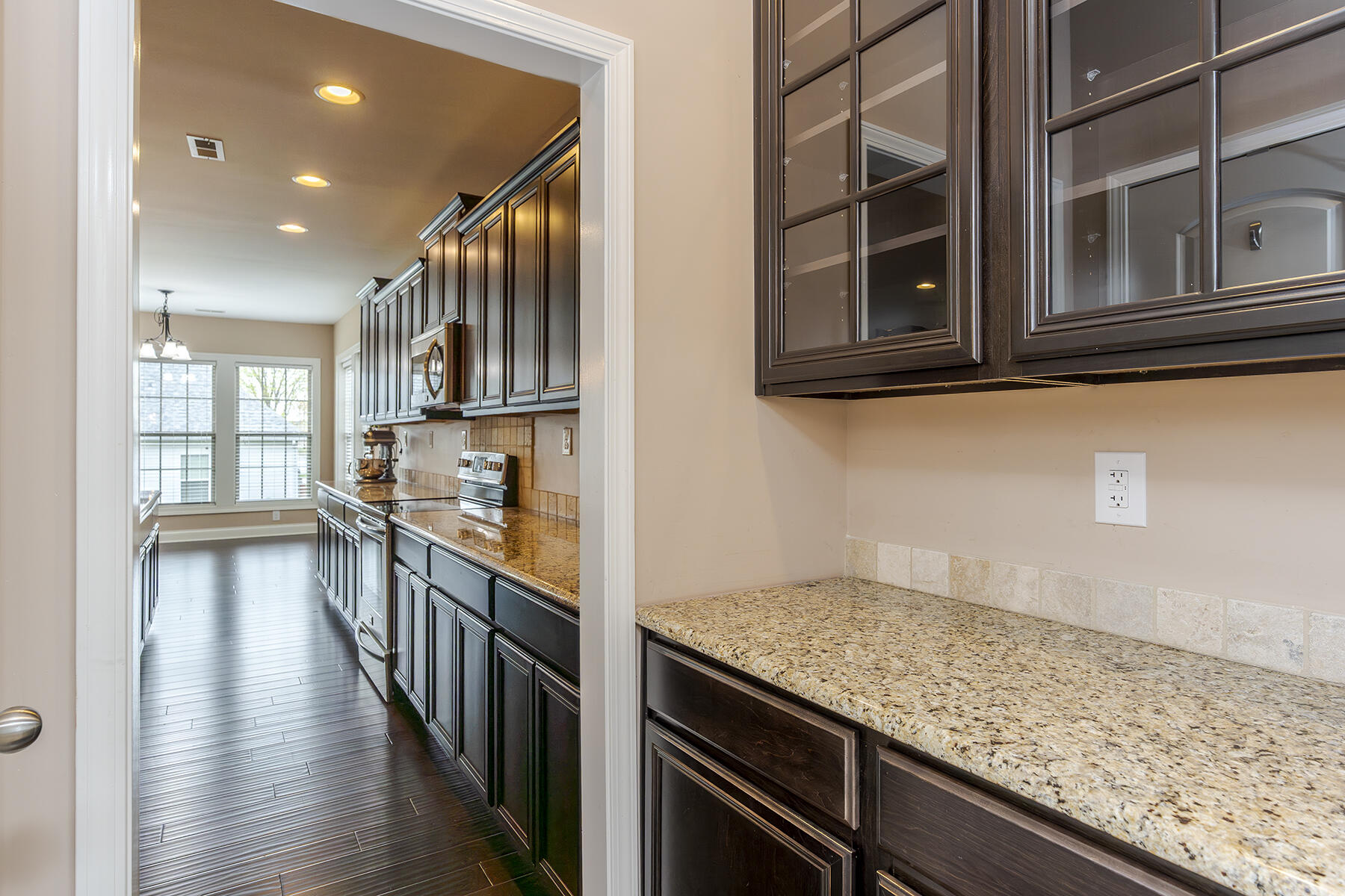 4225 Starrush Place Property Photo 10