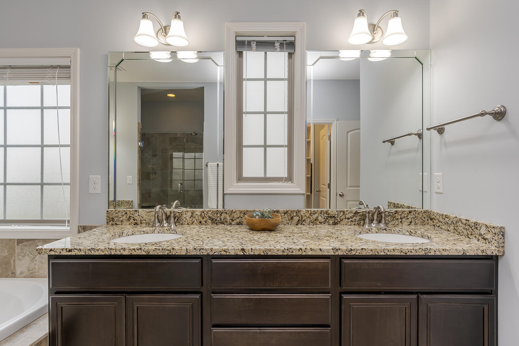 4225 Starrush Place Property Photo 29