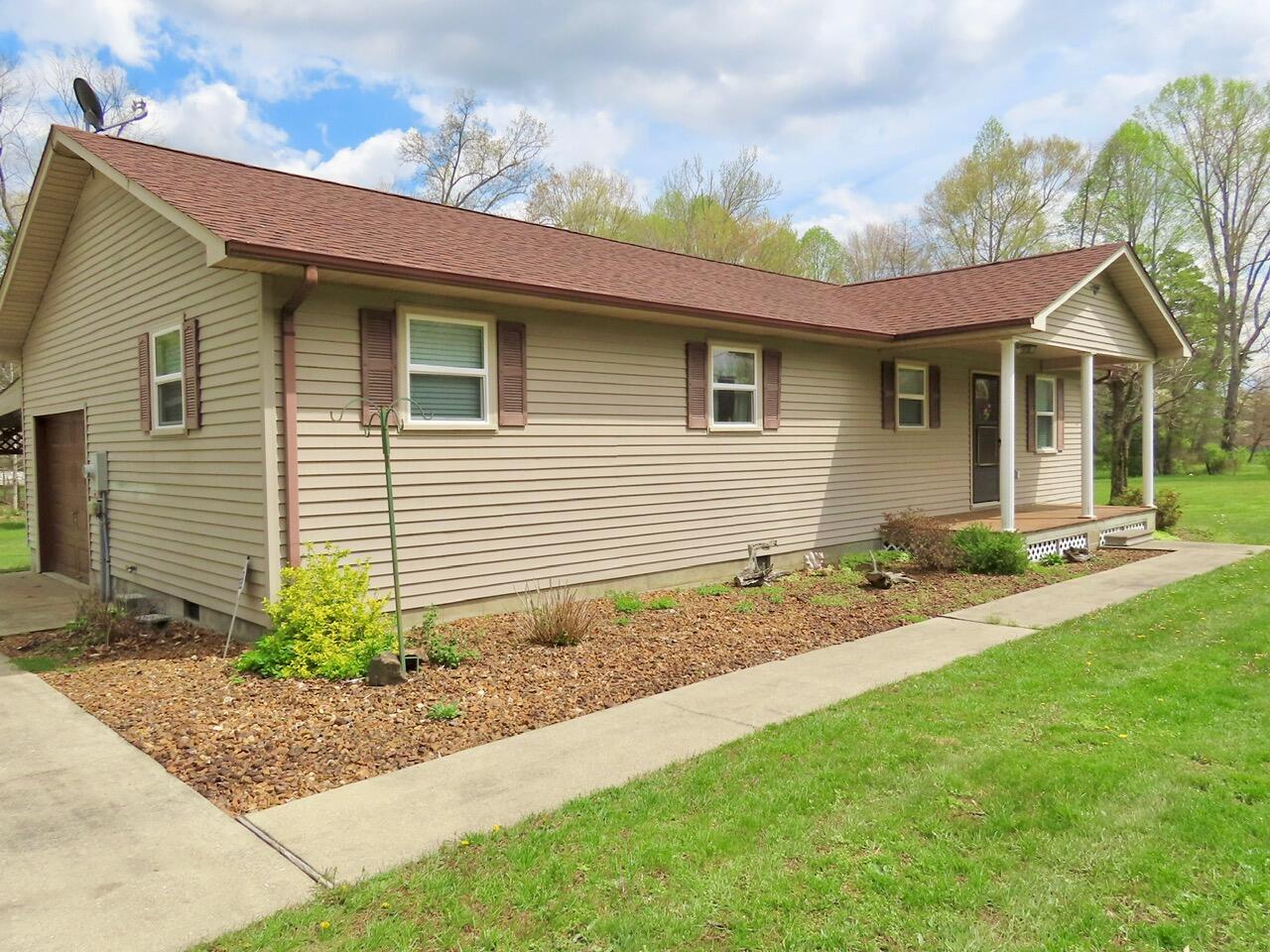 1260 Watch Road Property Photo
