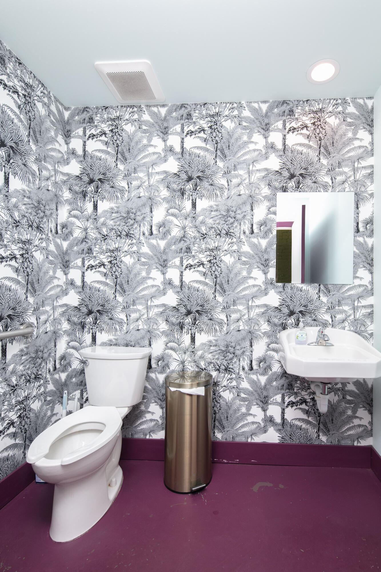 169 North Limestone Property Photo 7