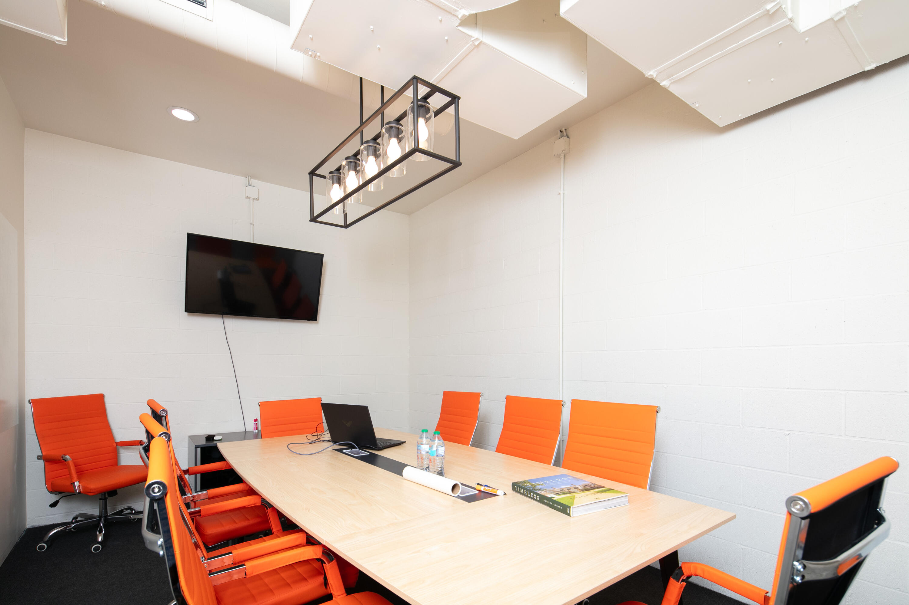 169 North Limestone Property Photo 9