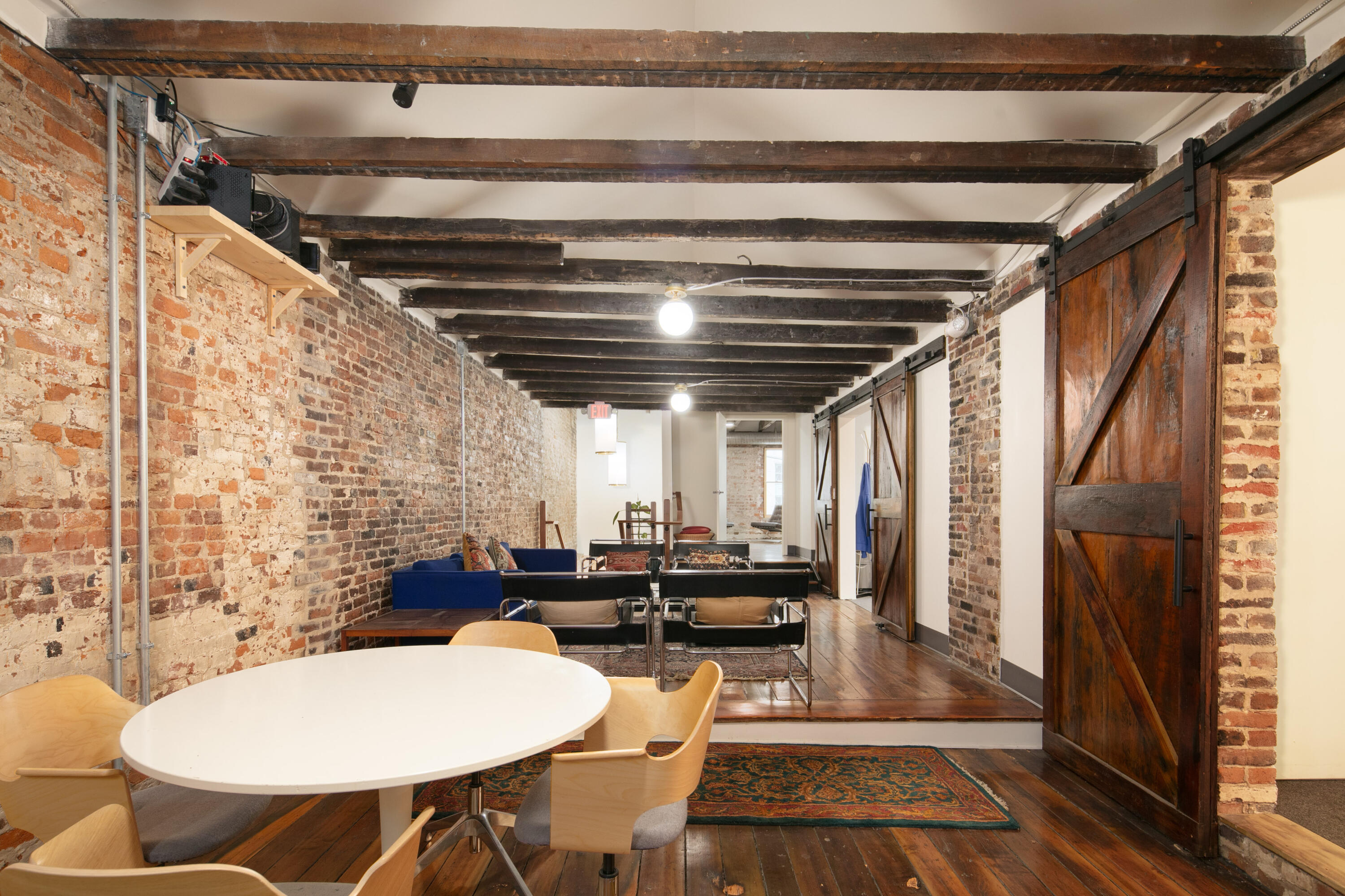 169 North Limestone Property Photo 10