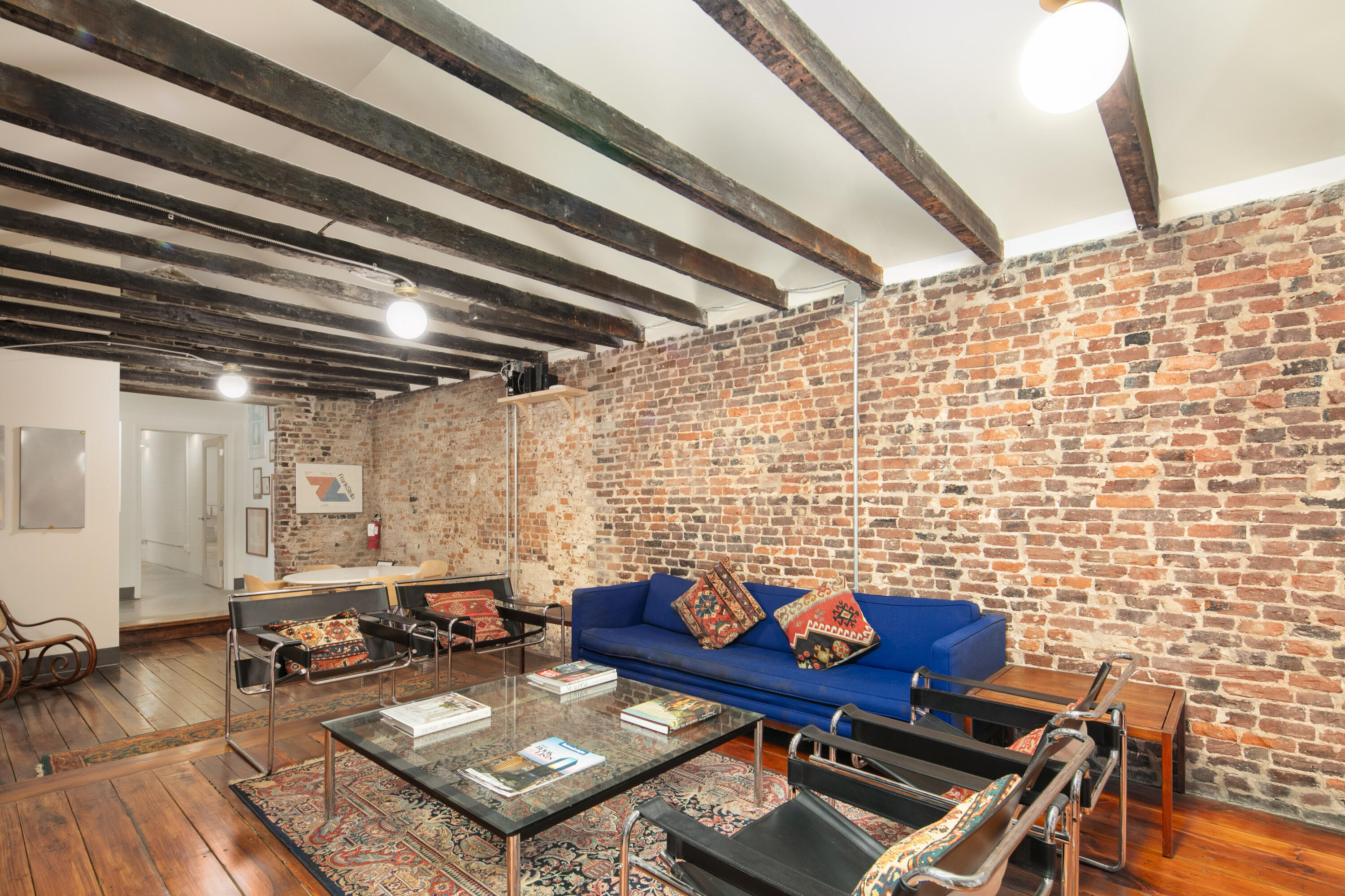 169 North Limestone Property Photo 12