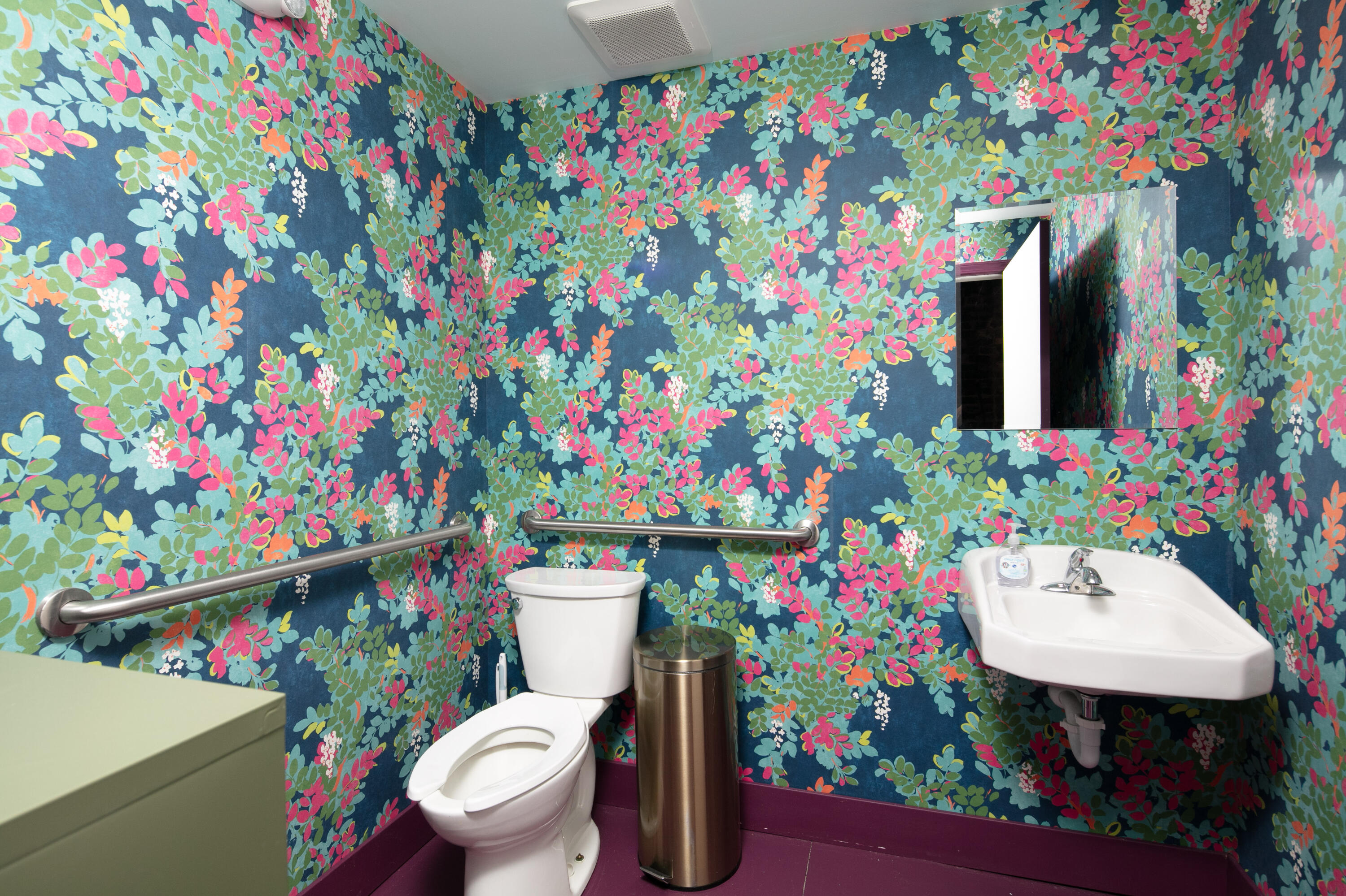 169 North Limestone Property Photo 17