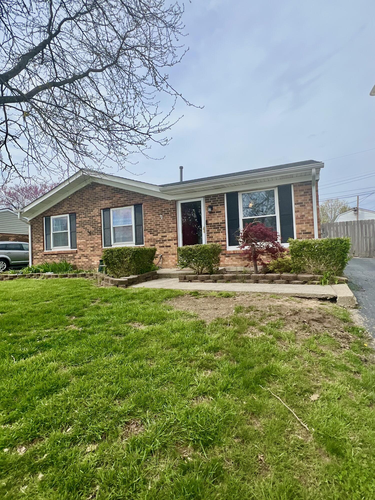 3942 Northampton Drive Property Photo 2