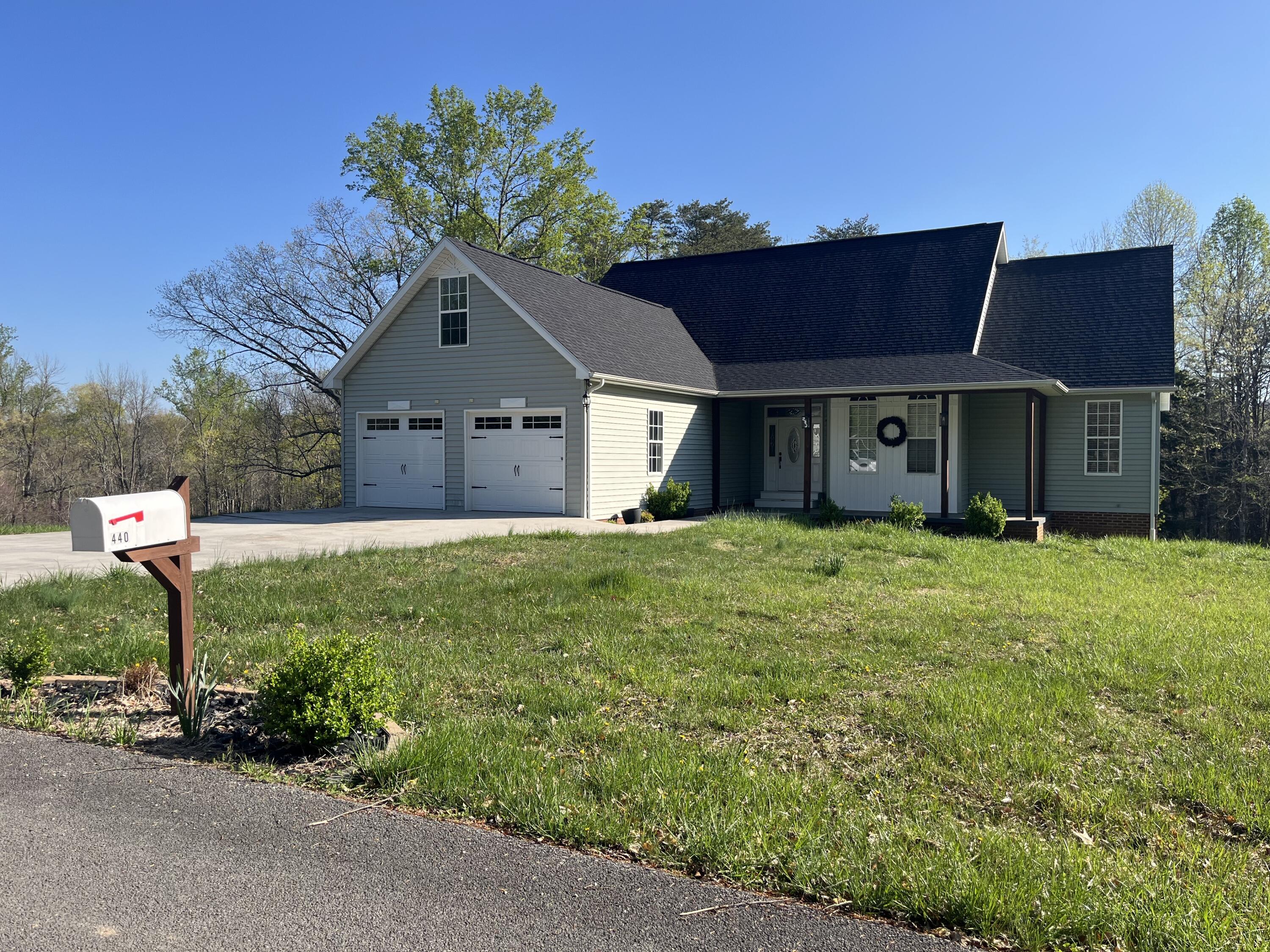 440 Carriage Lane Property Photo