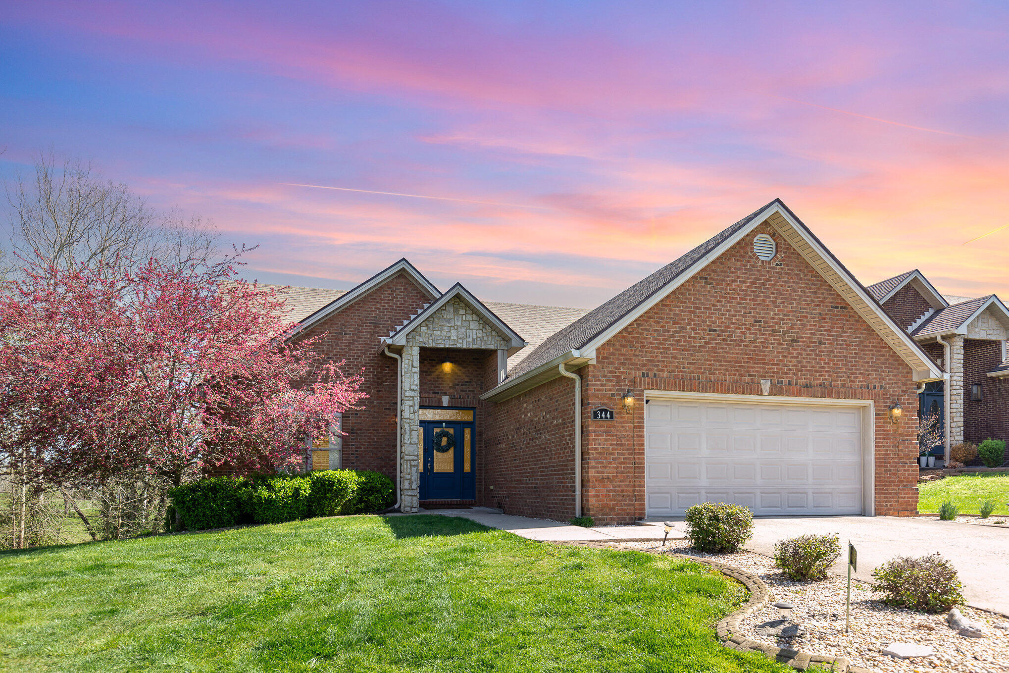 344 Rivers Edge Property Photo 1