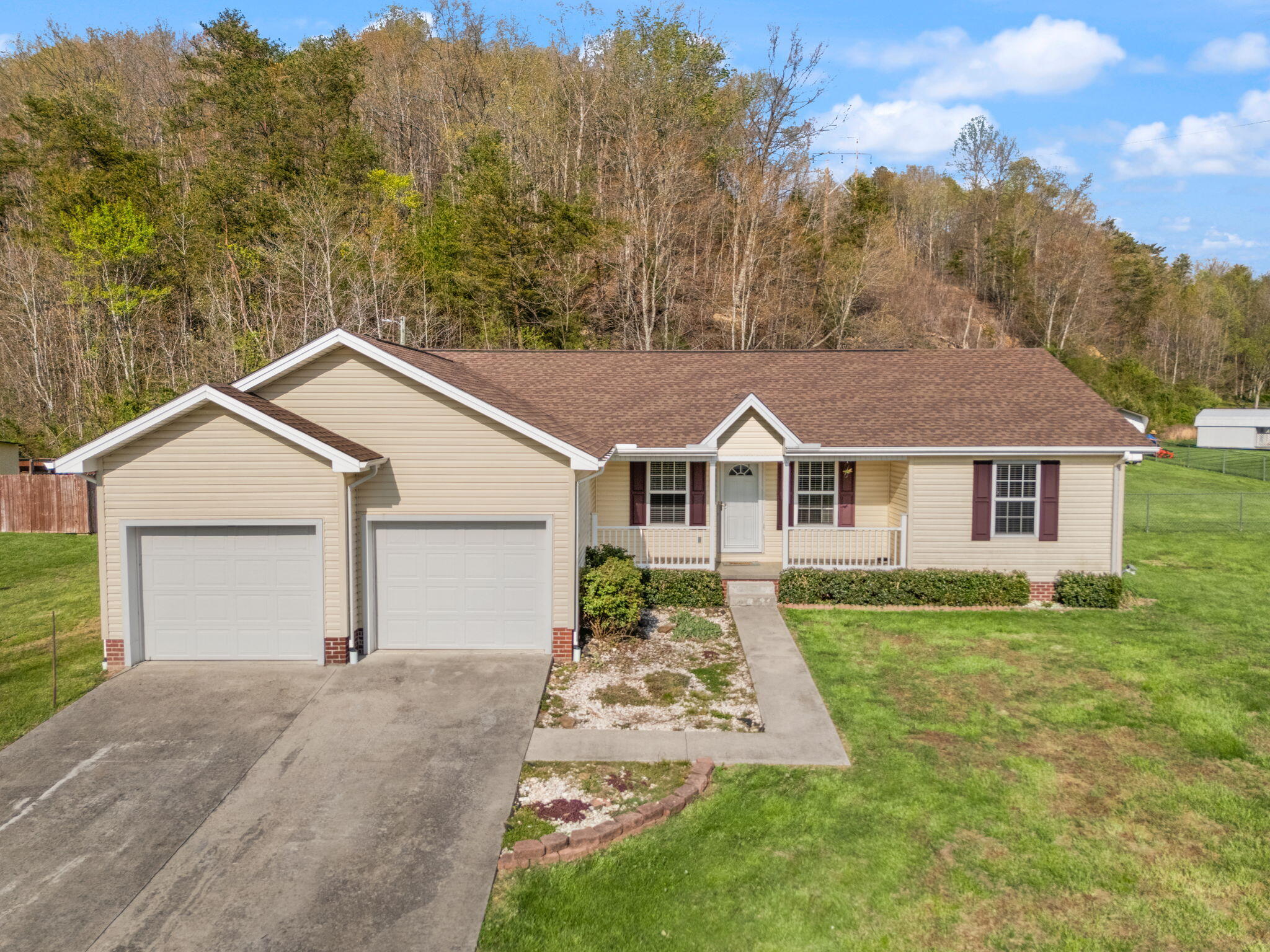 100 Chestnut Drive Property Photo