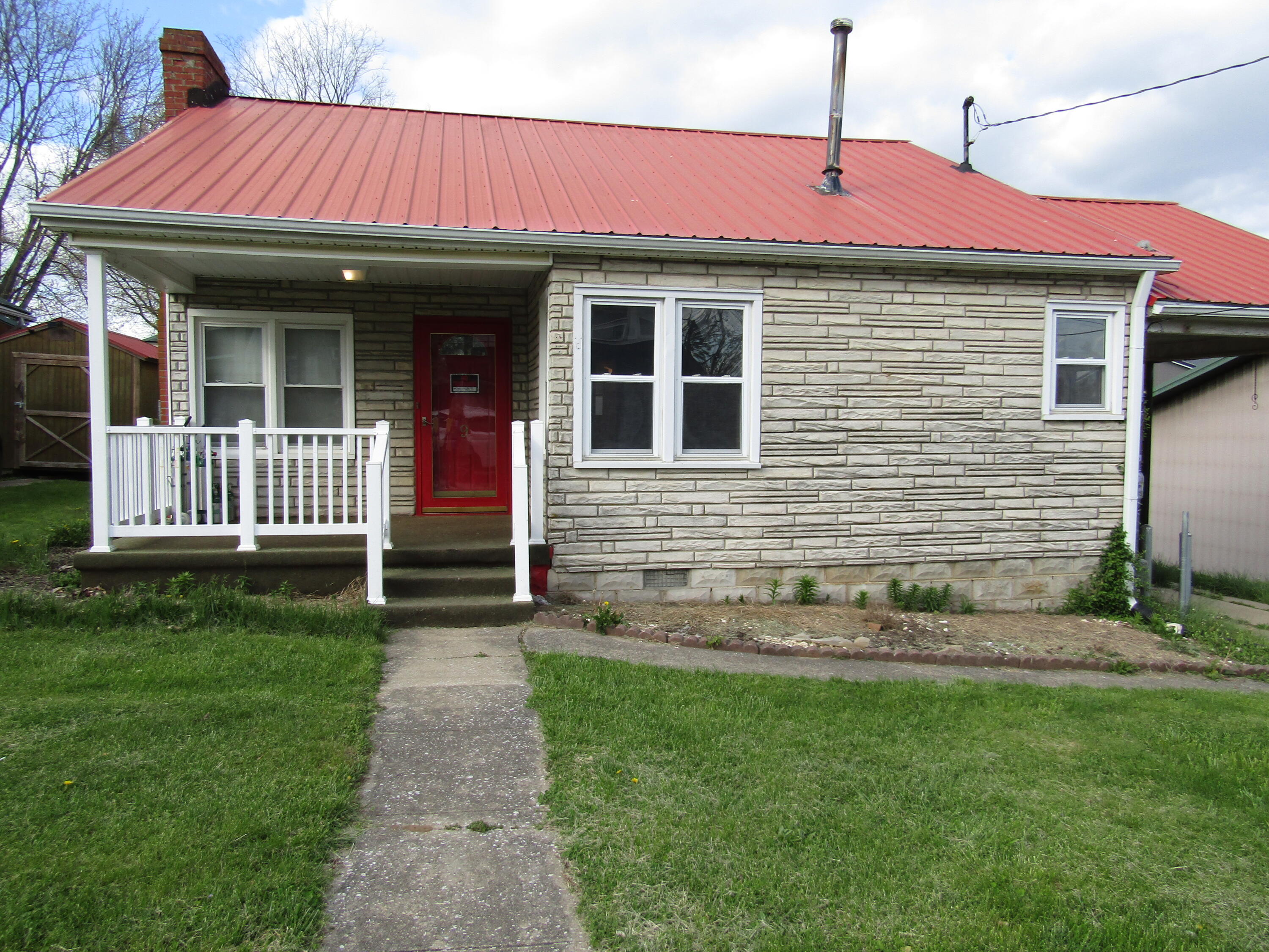 9 Linden Avenue Property Photo 1