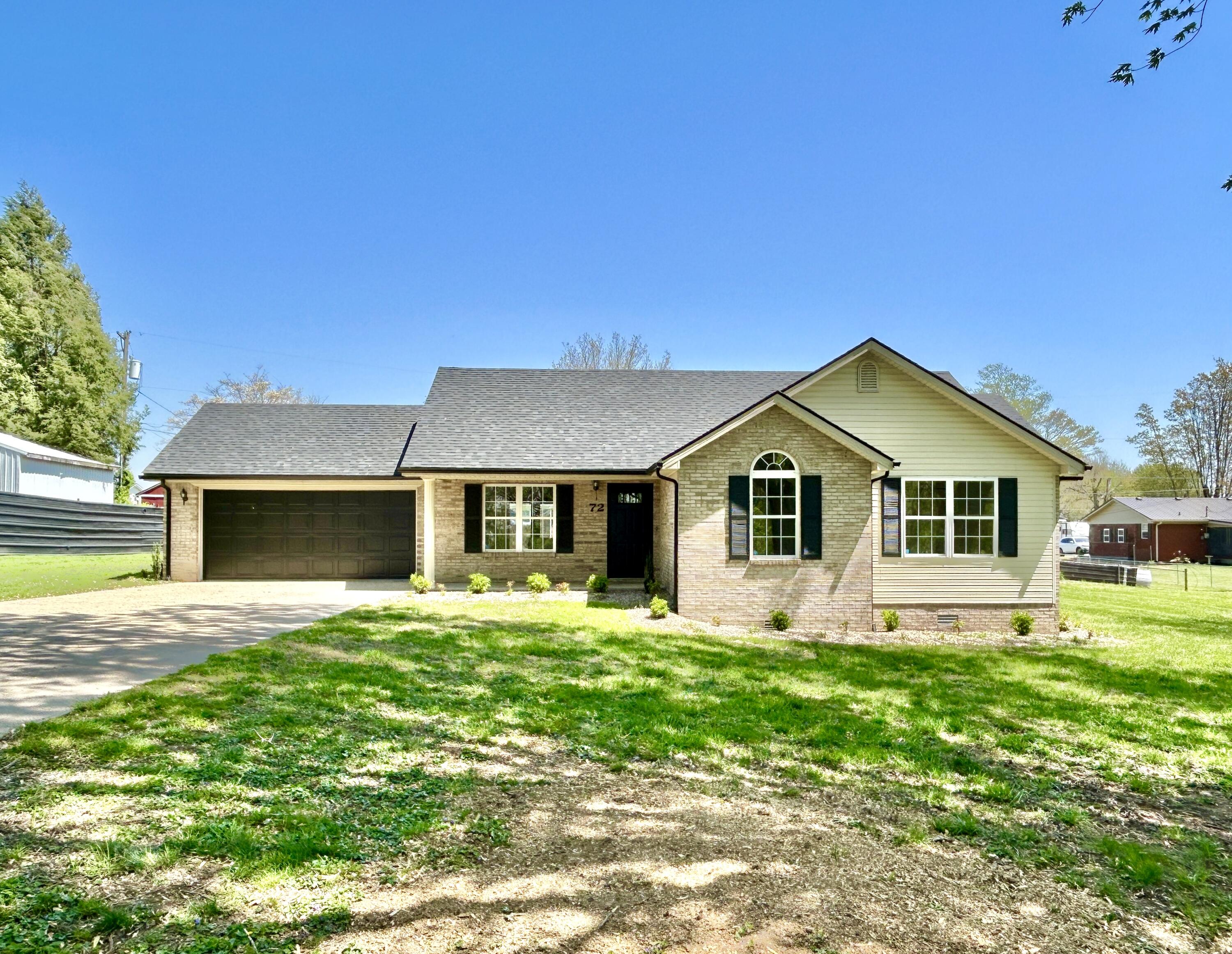 72 Hilltop Drive Property Photo 1