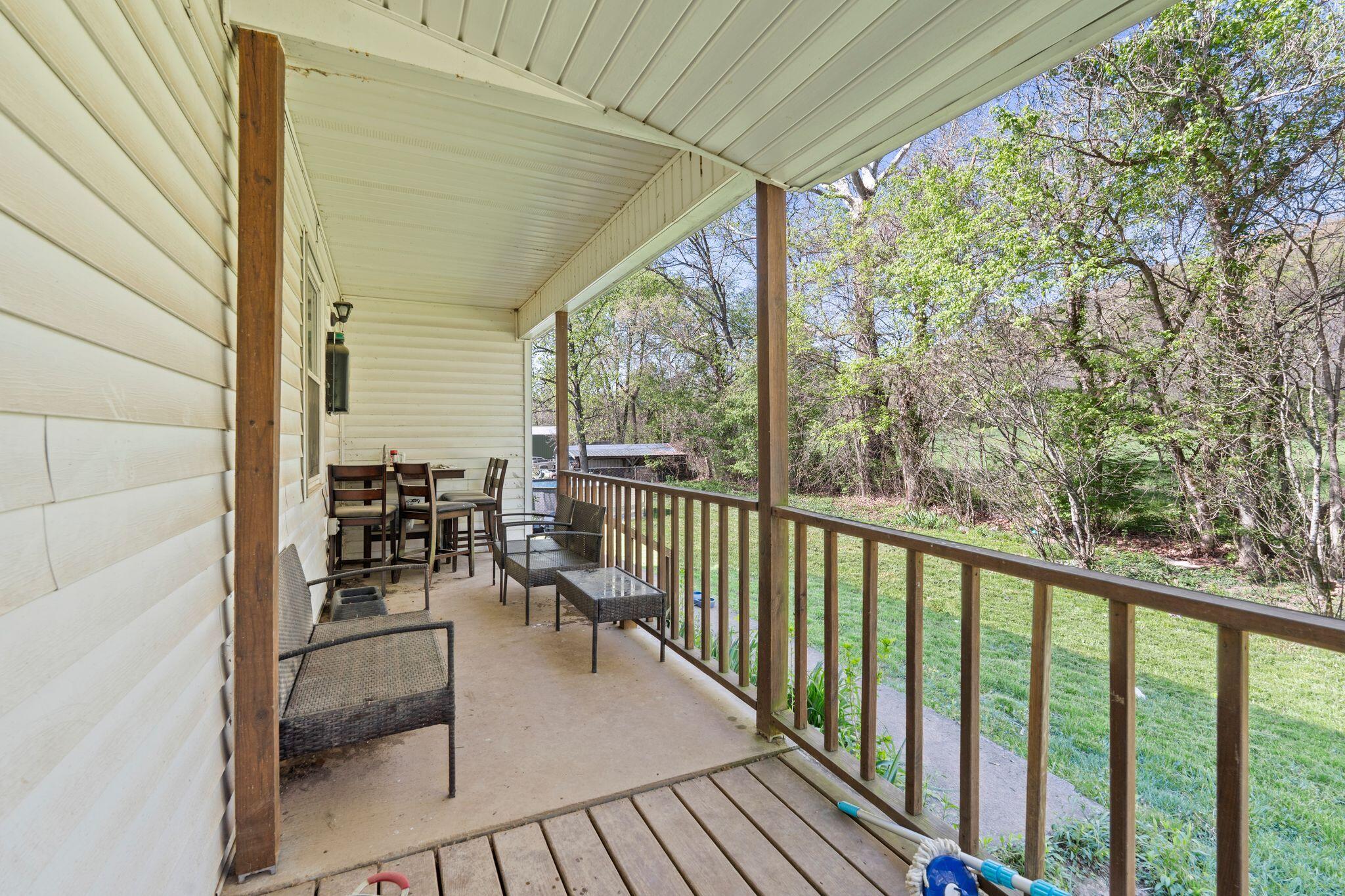 13955 Swallowfield Road Property Photo 33