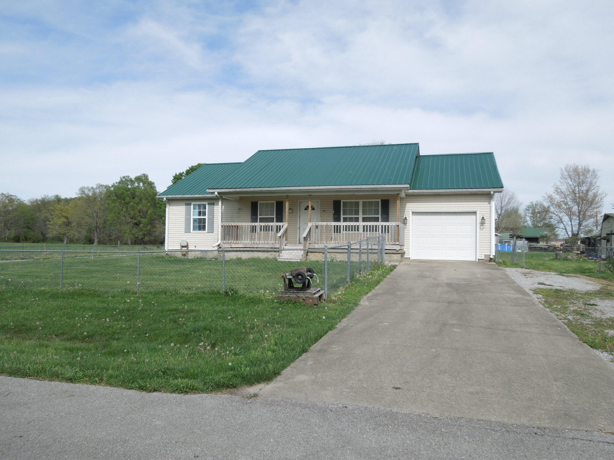 328 Gray Hawk Road Property Photo 1