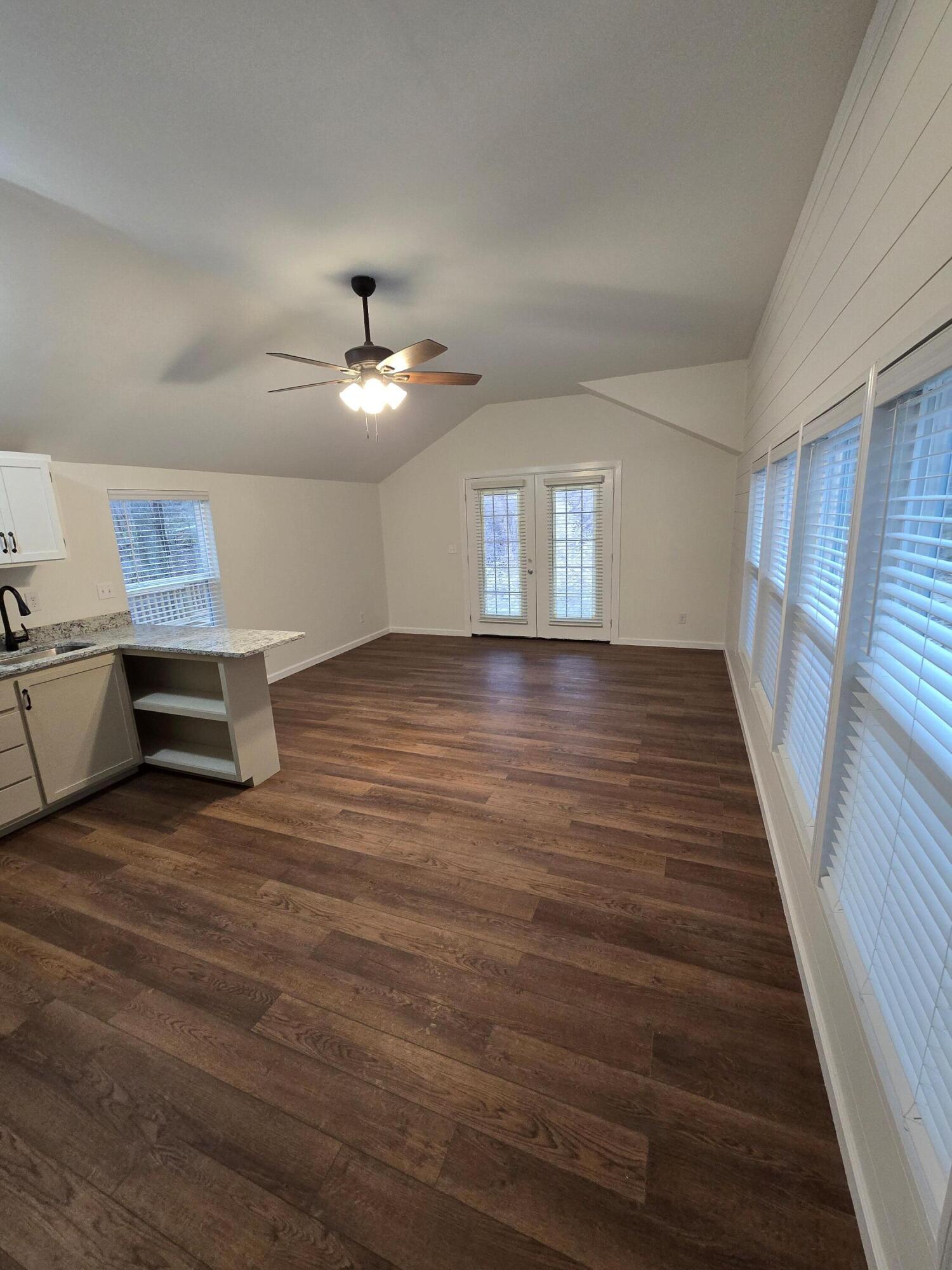 1237d High Rock Road Property Photo 7