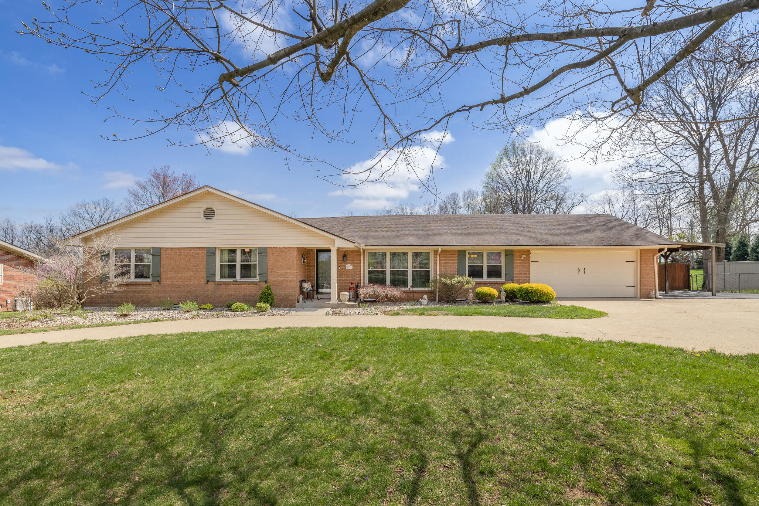 114 Cherrywood Drive Property Photo 1