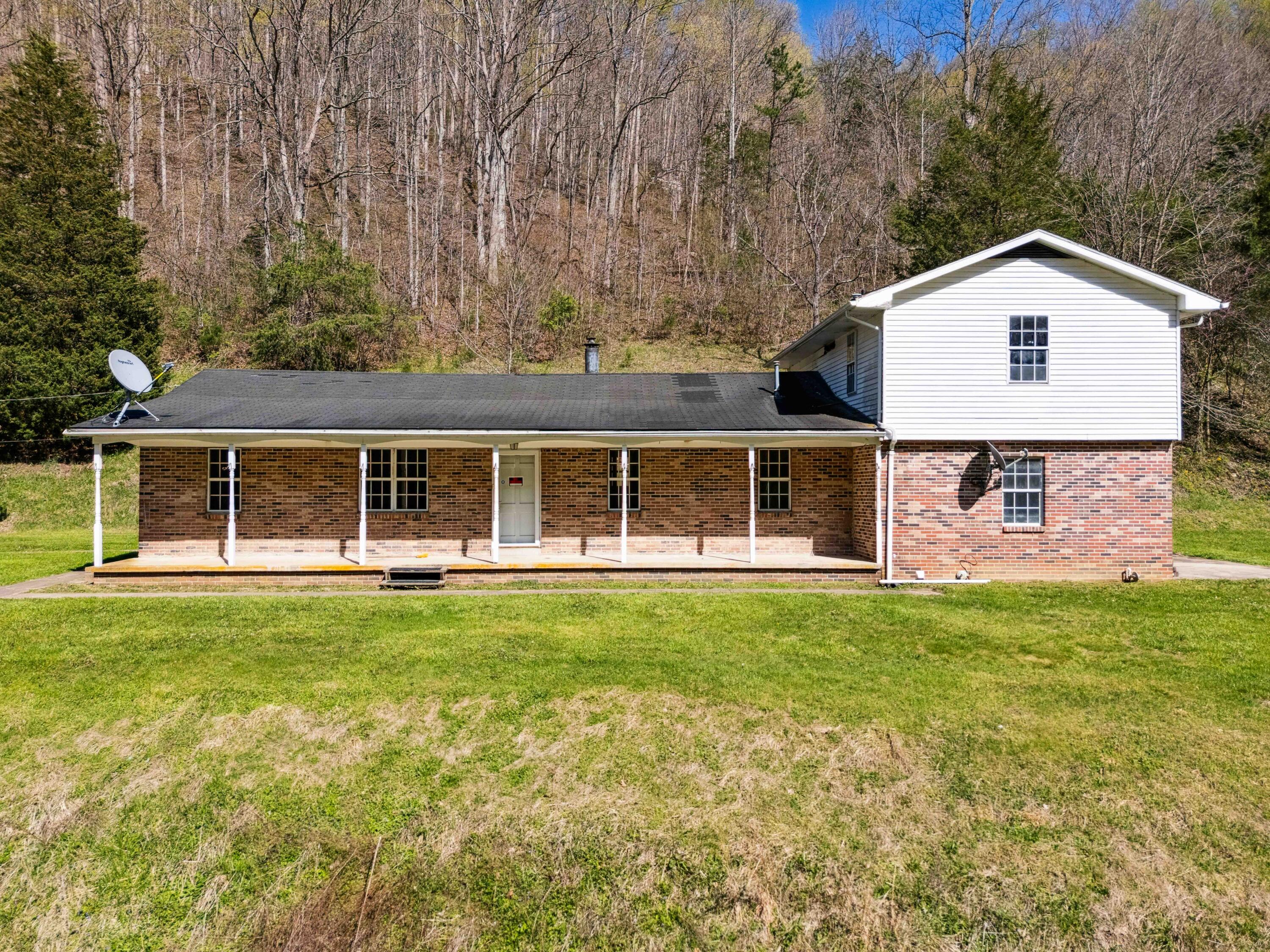 1474 Cow Creek Road Property Photo 1