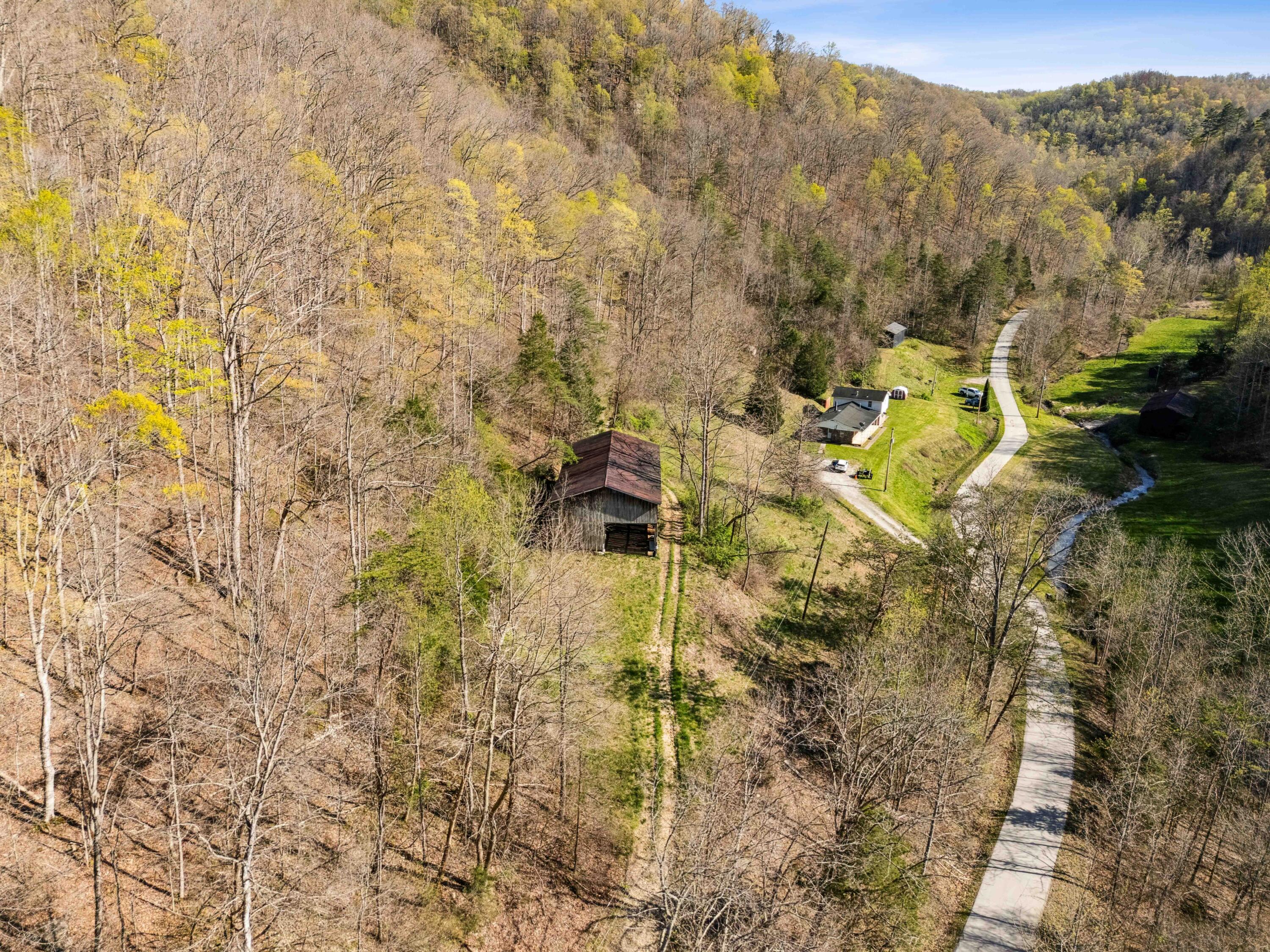 1474 Cow Creek Road Property Photo 1
