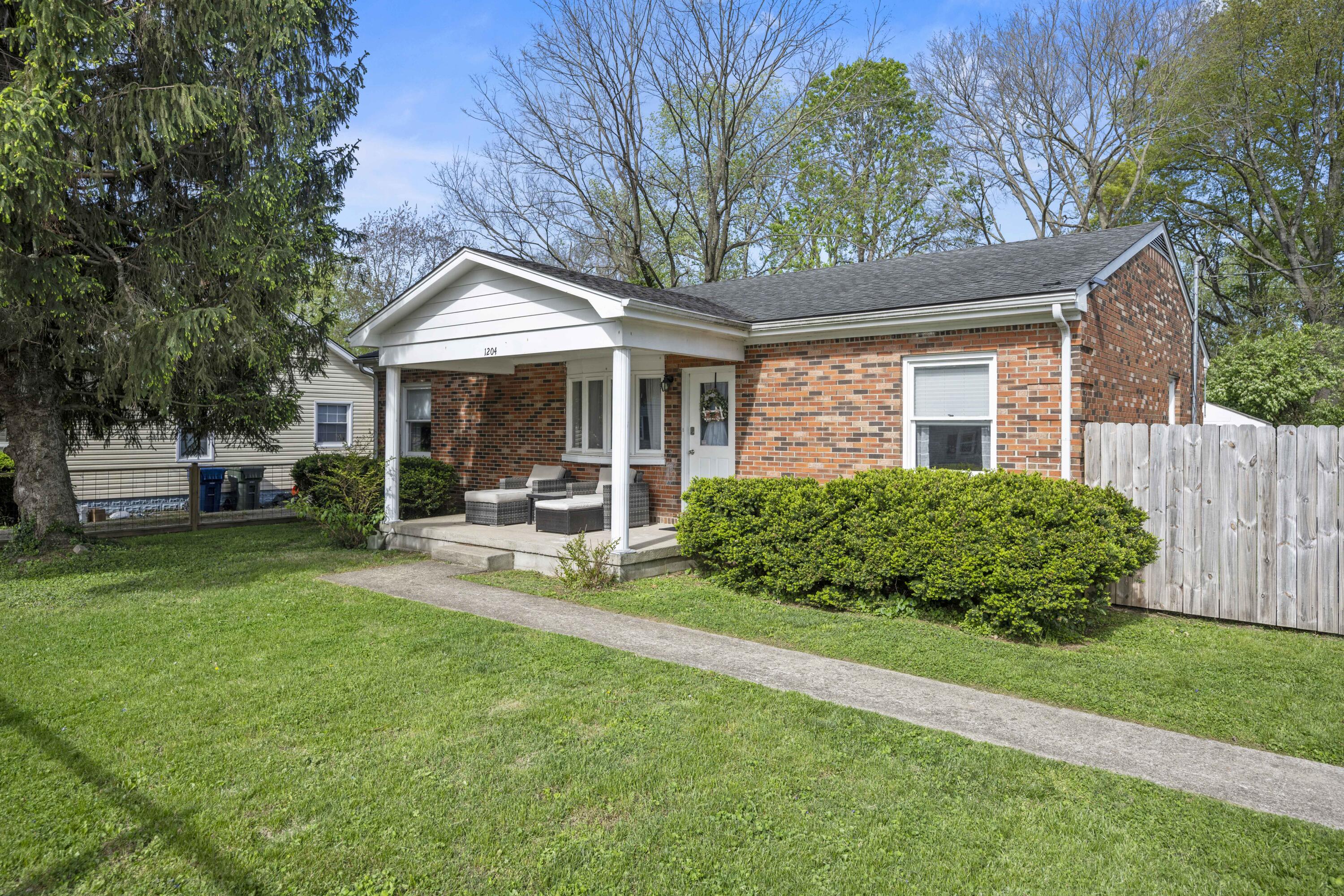 1204 Garrison Avenue Property Photo 1