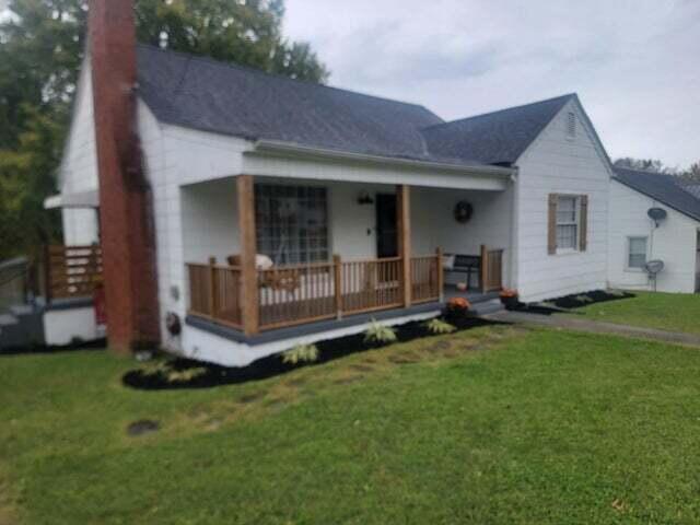 121 Hill Court Property Photo 1