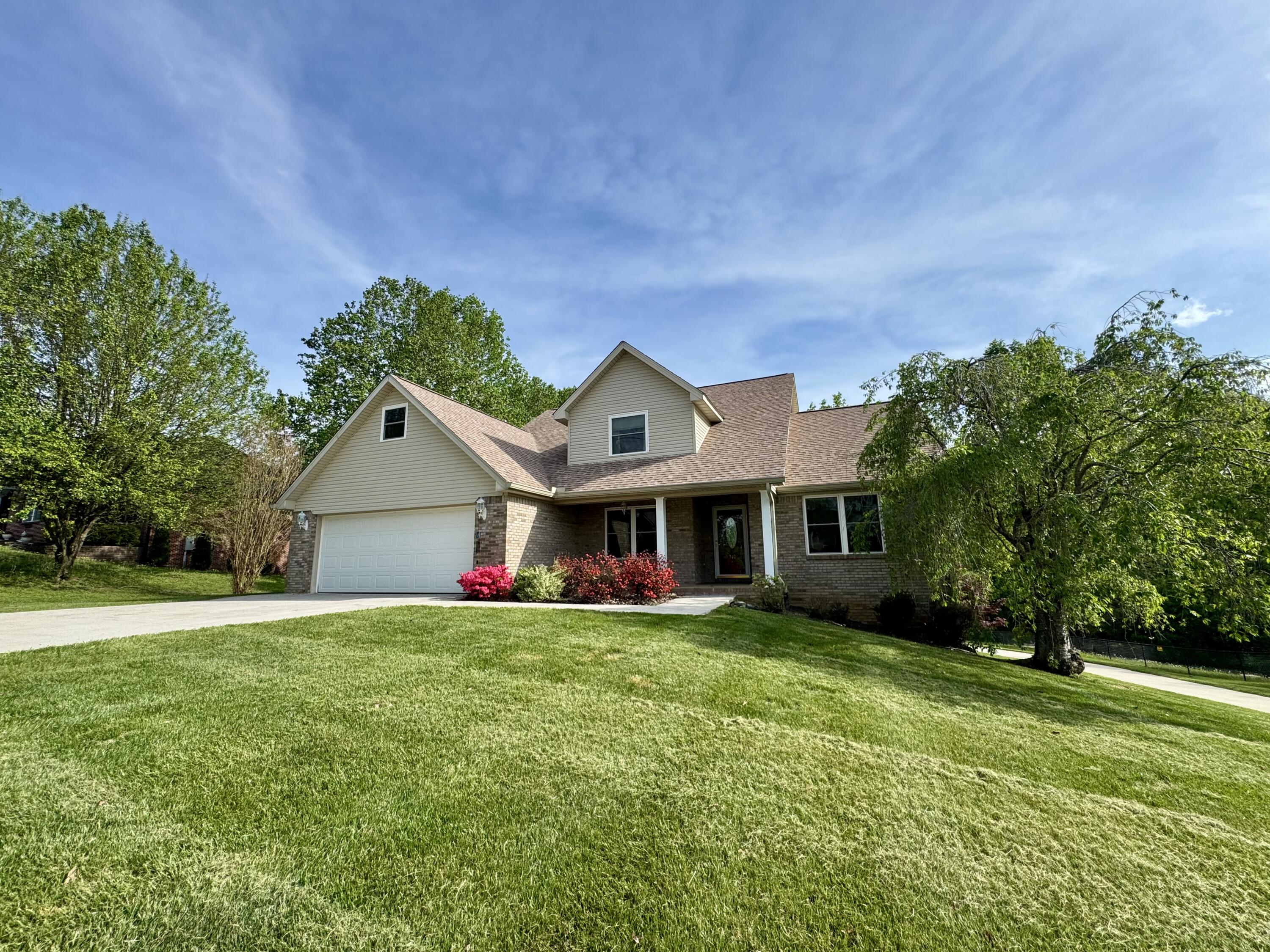 340 Lake Forest Drive Property Photo 1