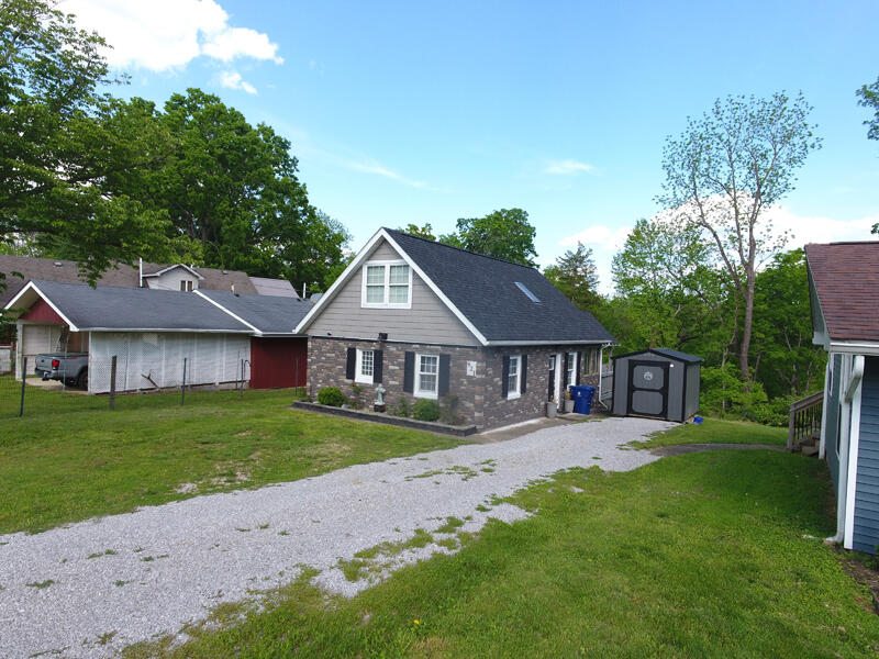 921 Boat Dock Road Property Photo 2