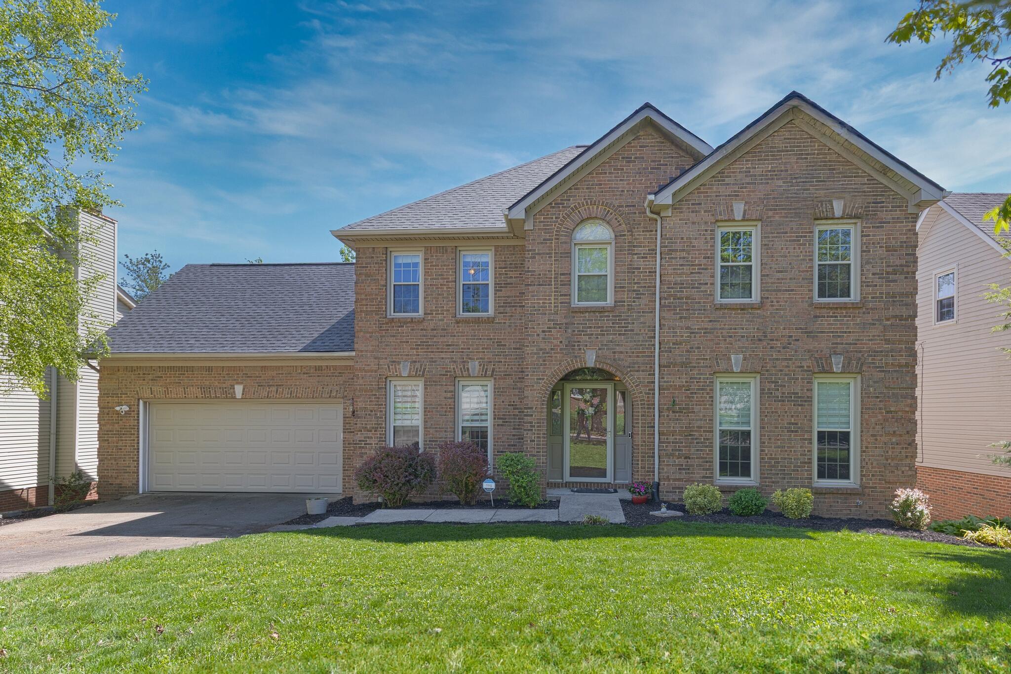 517 Ridgewater Court Property Photo 1