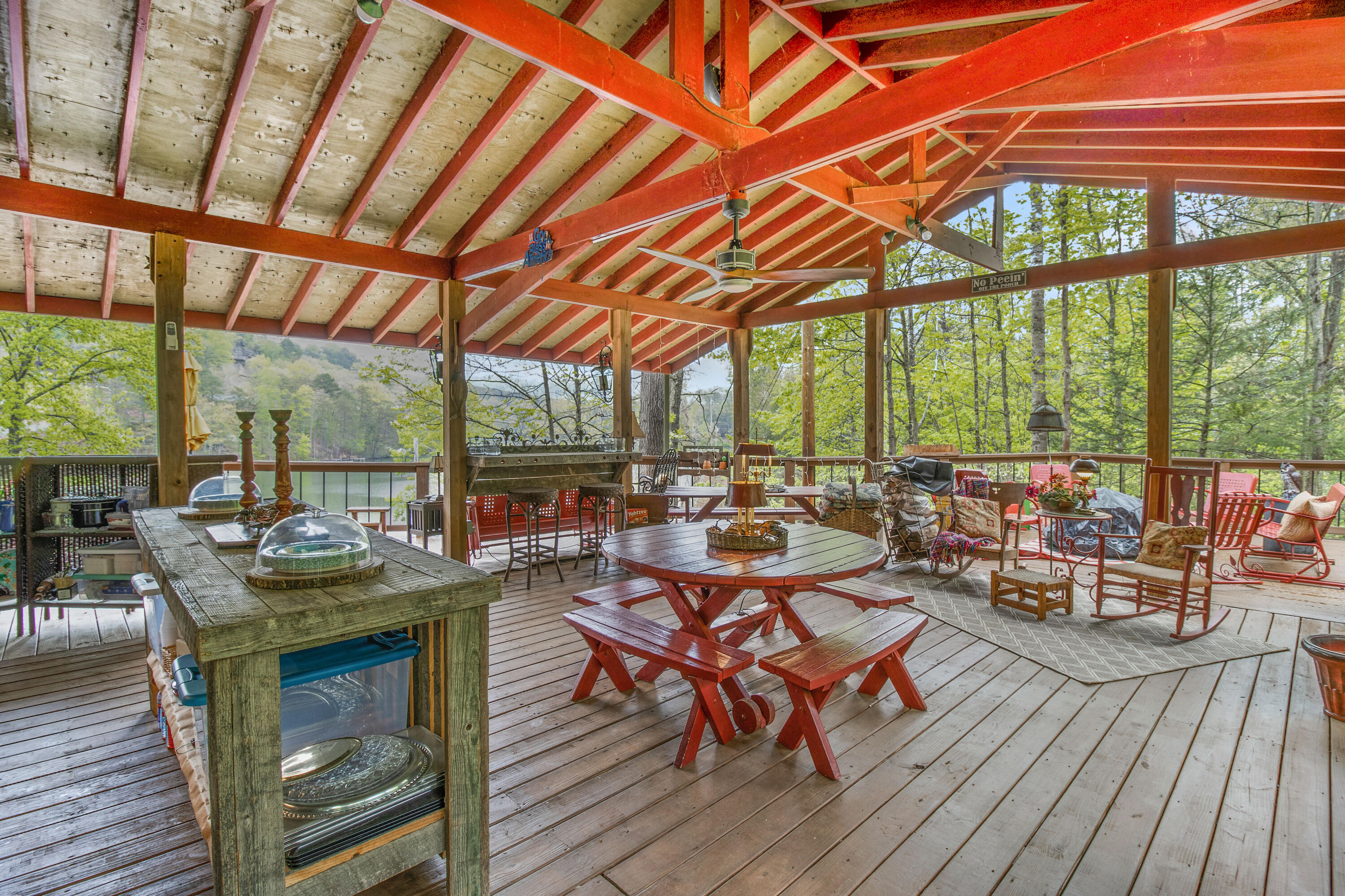 1866 Moriah Road Property Photo 12