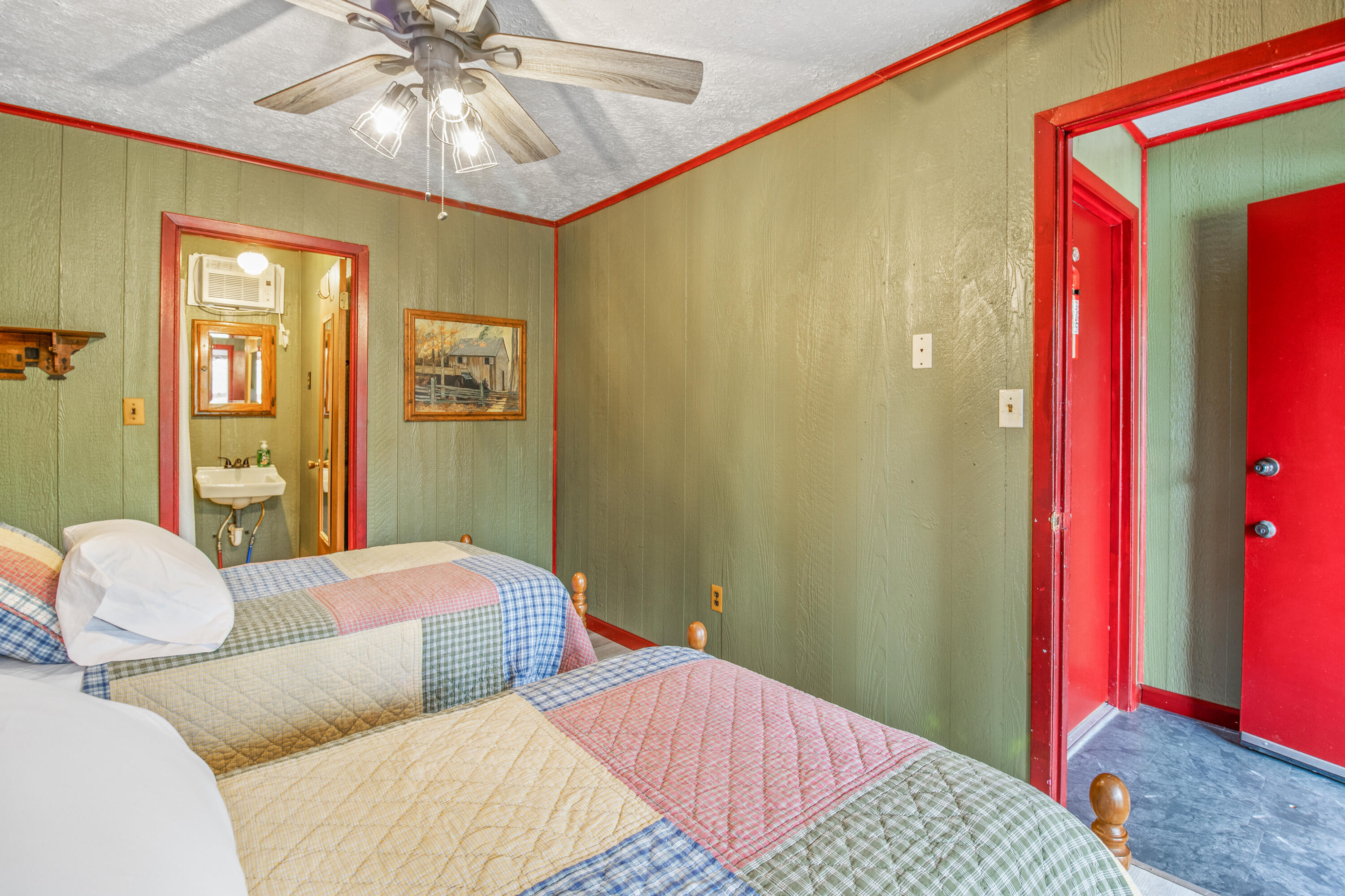 1866 Moriah Road Property Photo 56