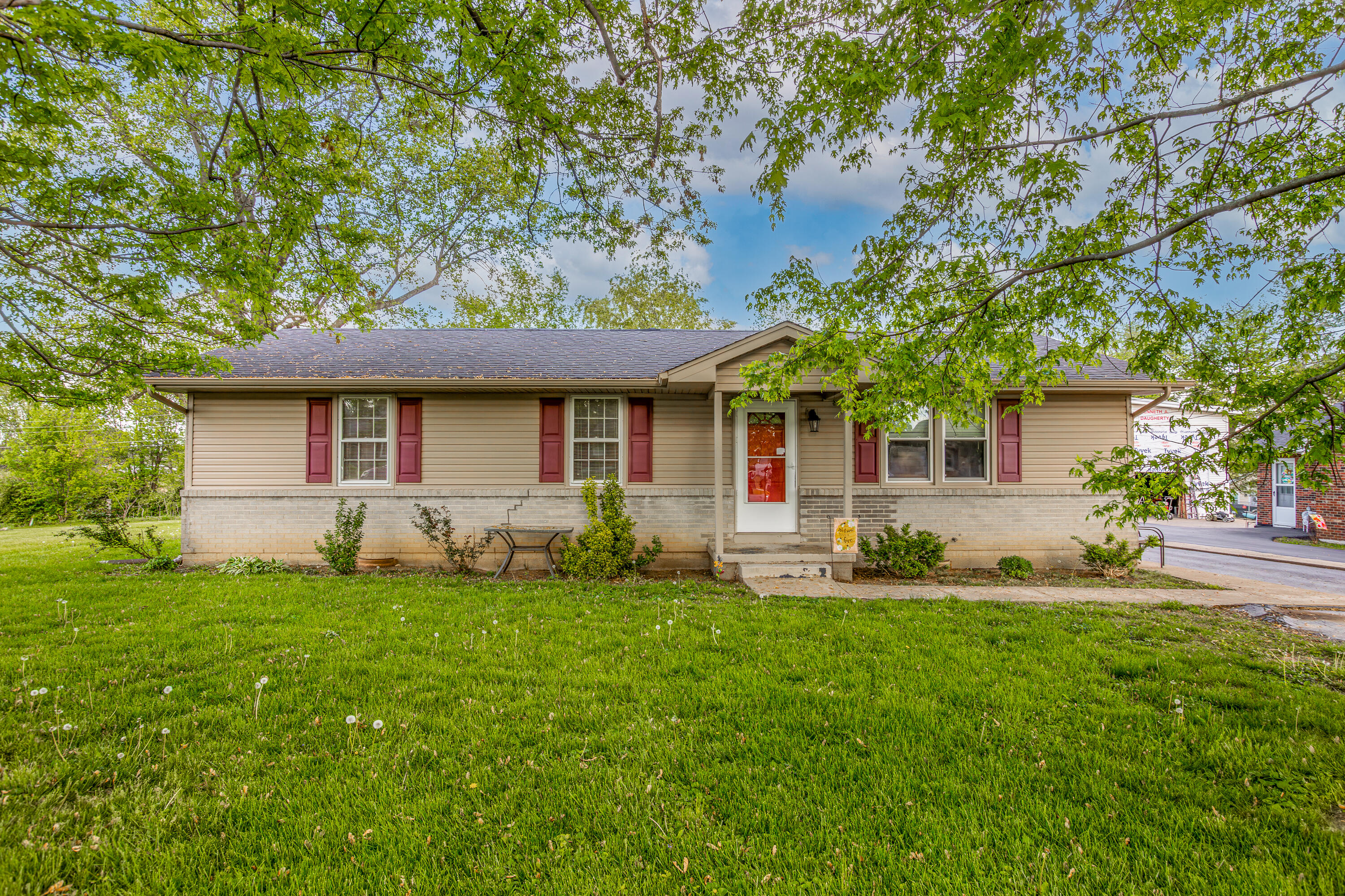 109 Spareminute Avenue Property Photo