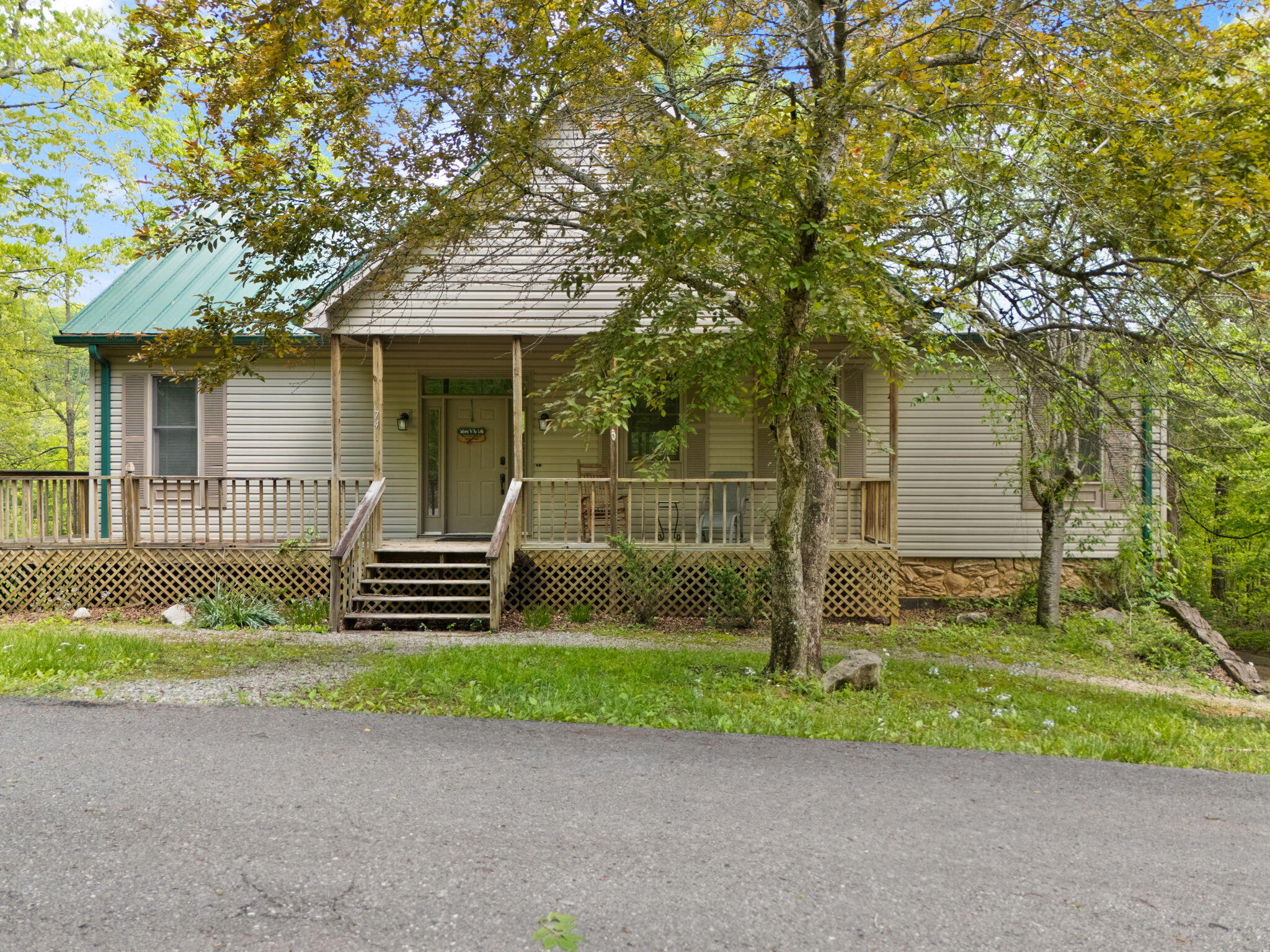 74 Clover Leaf Circle Property Photo 3