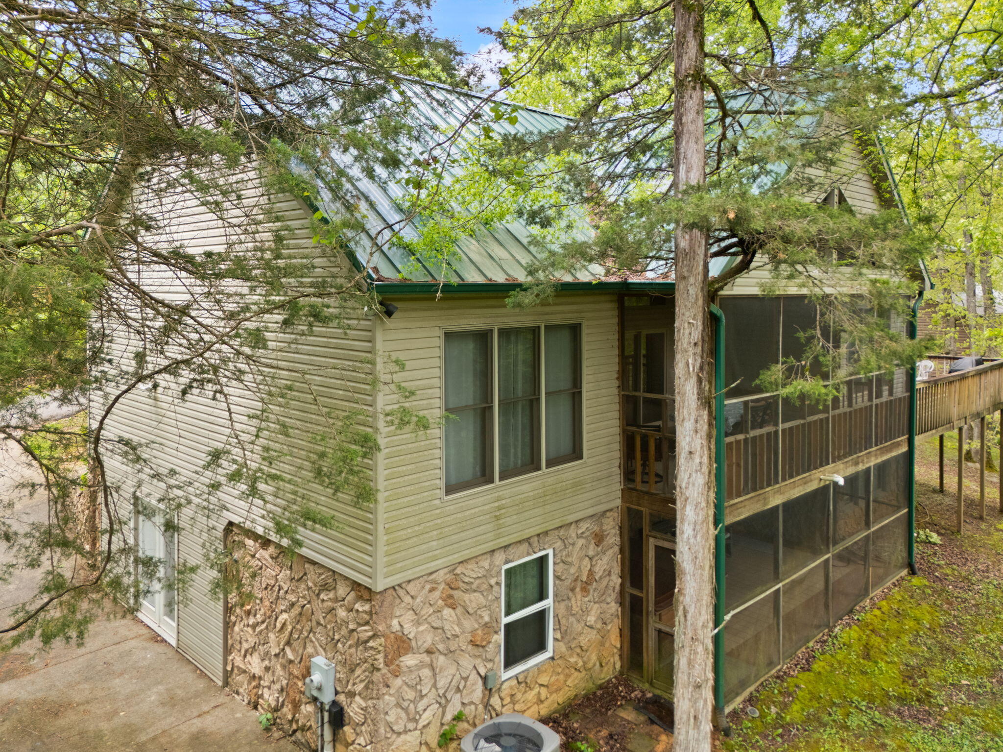 74 Clover Leaf Circle Property Photo 4