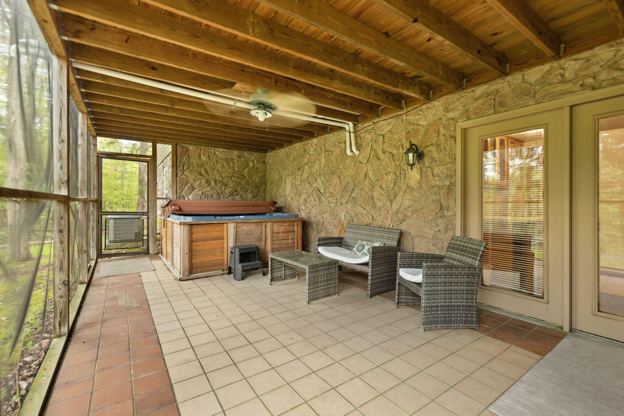 74 Clover Leaf Circle Property Photo 52