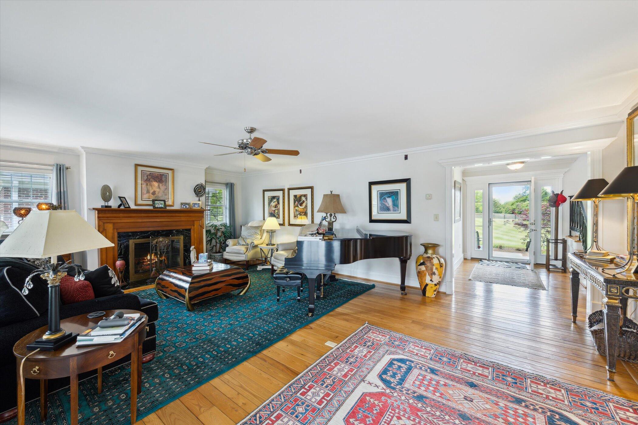 50 Chandamere Way Property Photo 8