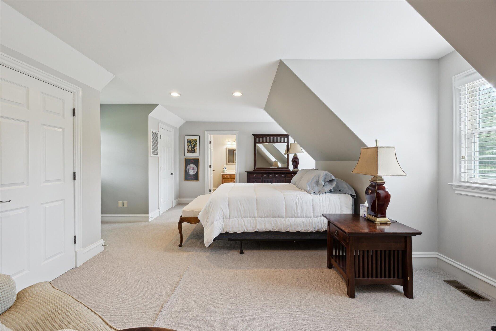 50 Chandamere Way Property Photo 25