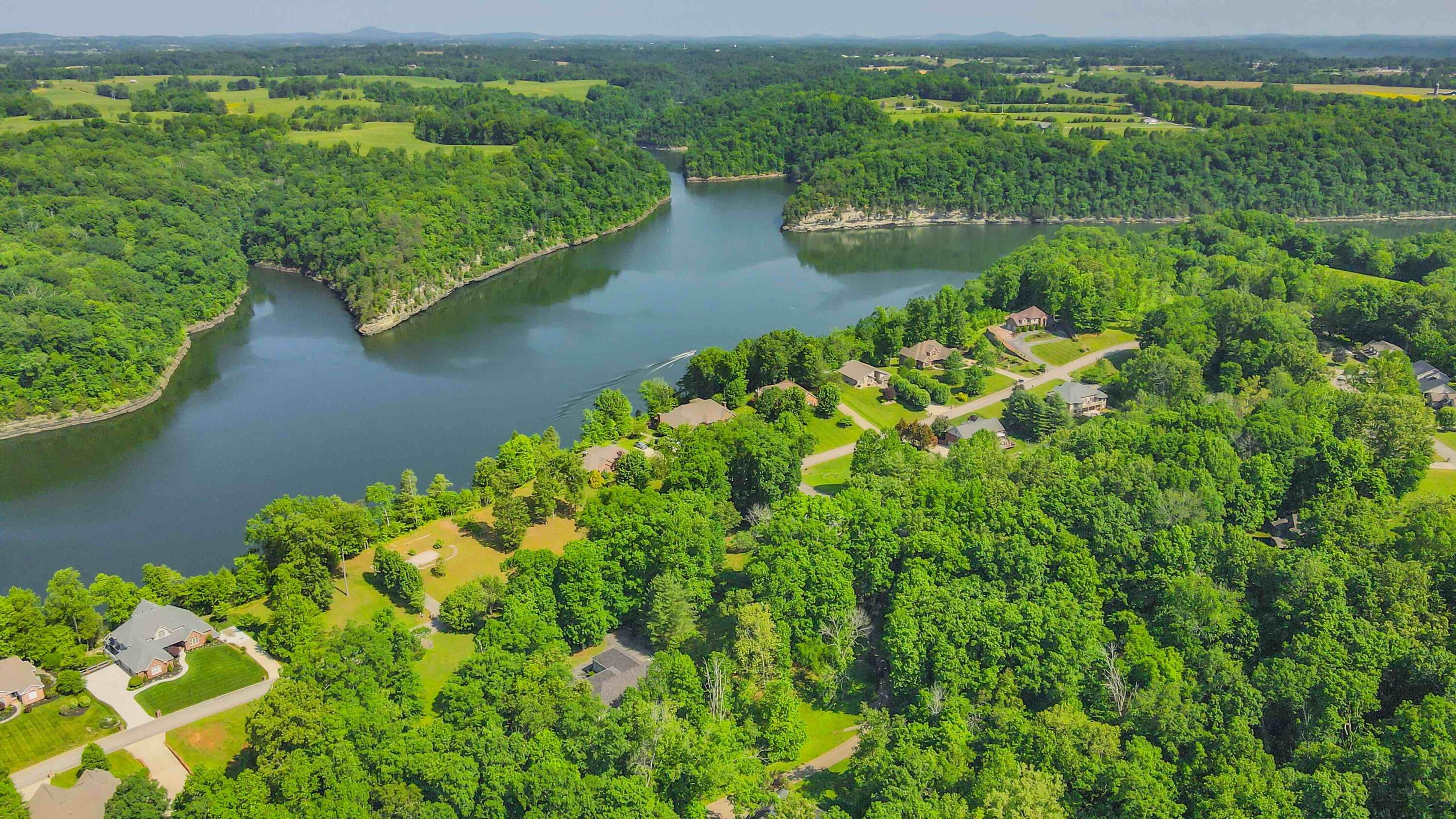604 Water Cliff Drive Property Photo 10