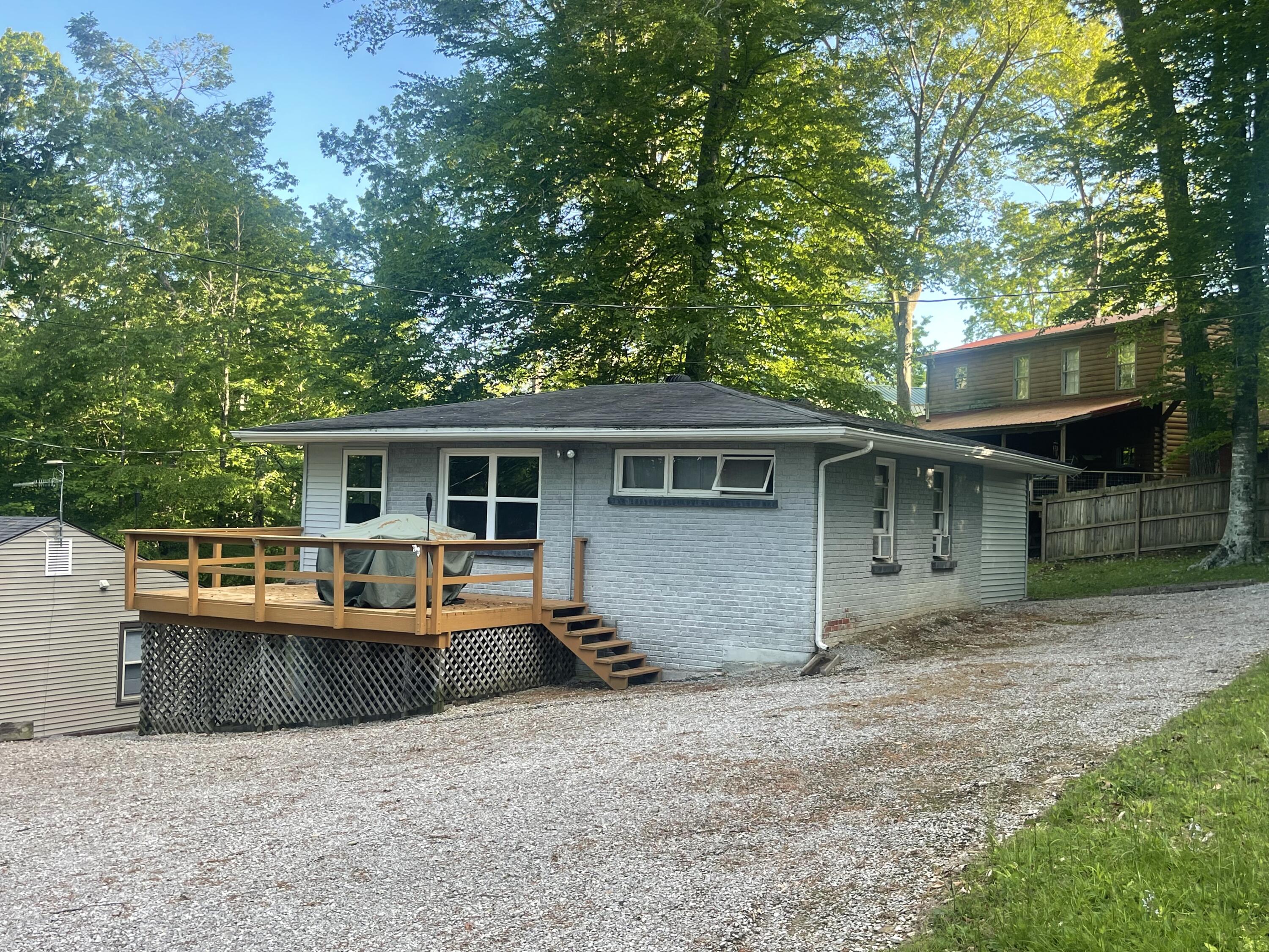 298 Buckshot Drive Property Photo 1