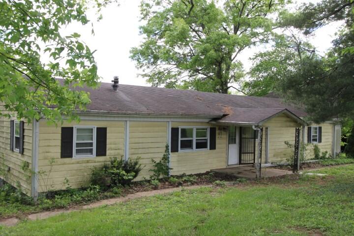 2110 Harrodsburg Road Property Photo