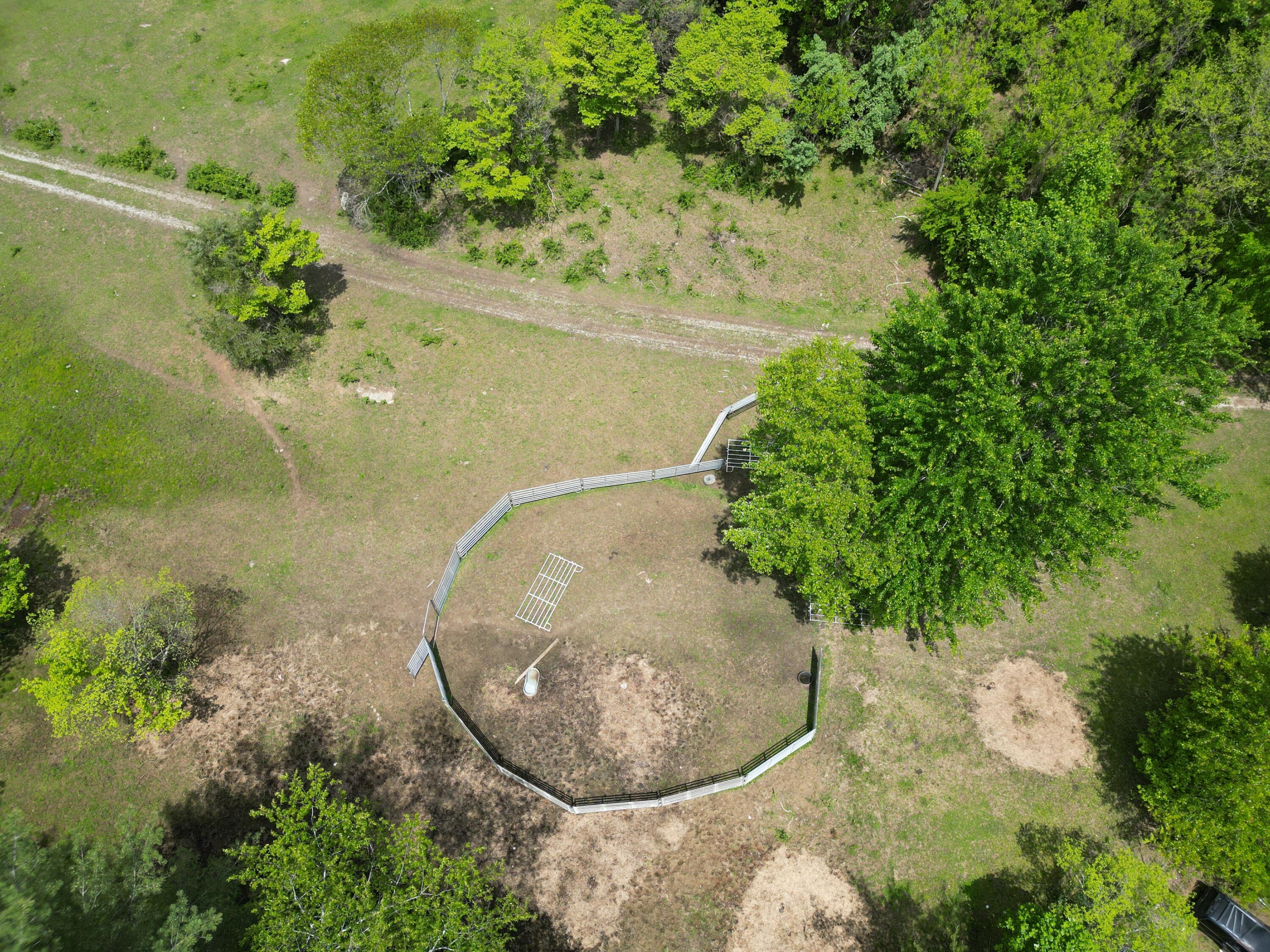 1111 Morris Lane Property Photo 3