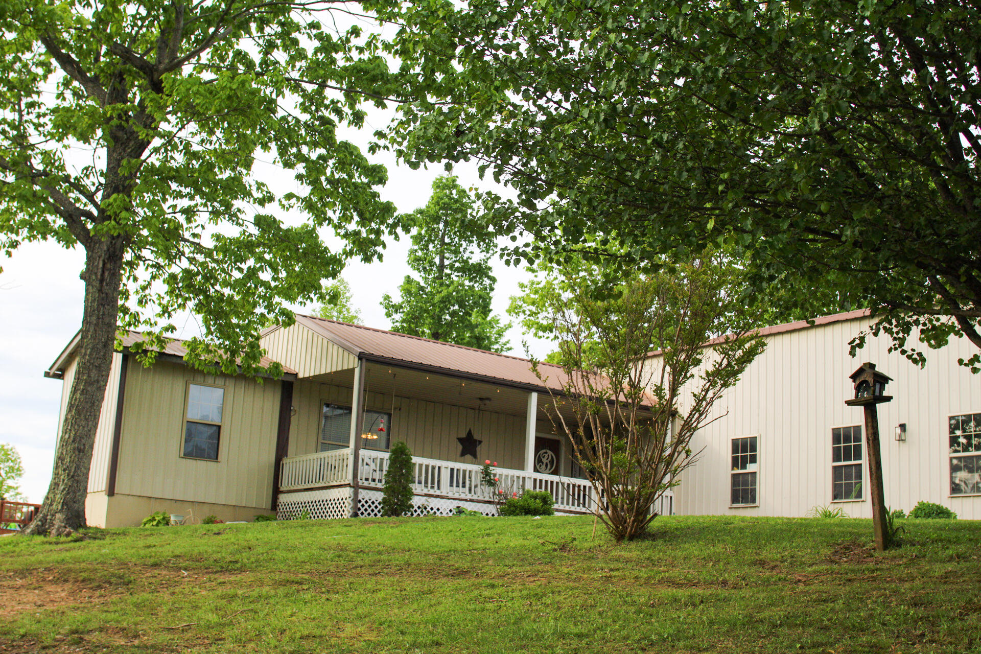 1660 South S. Tree Tower Road Property Photo