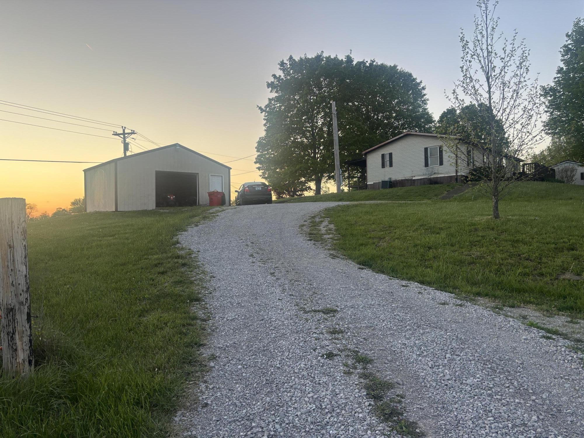 7410 Bald Knob Road Property Photo 3