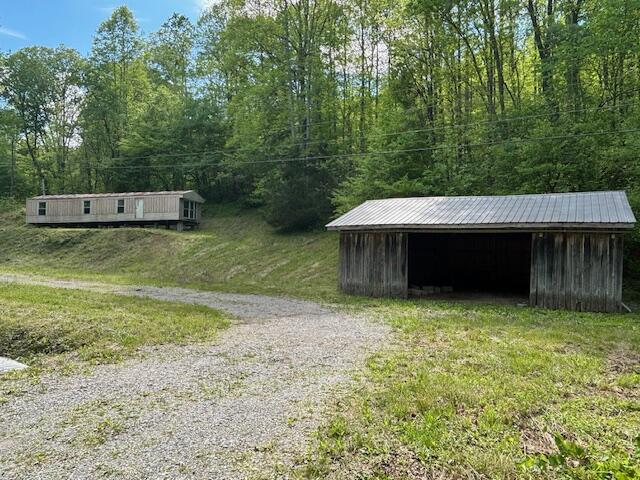 638 Calloway Branch Road Property Photo 1