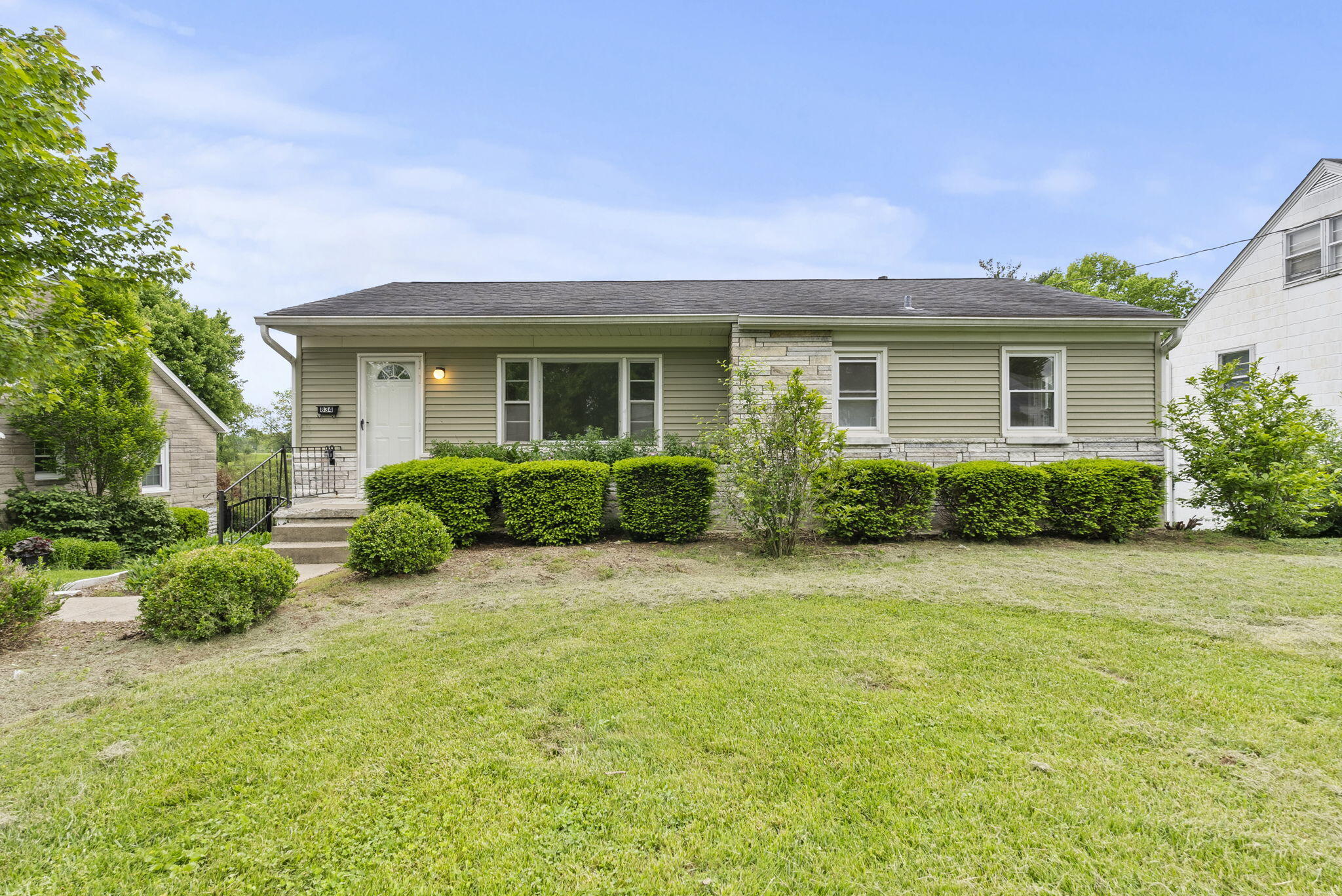 834 Boyd Avenue Property Photo